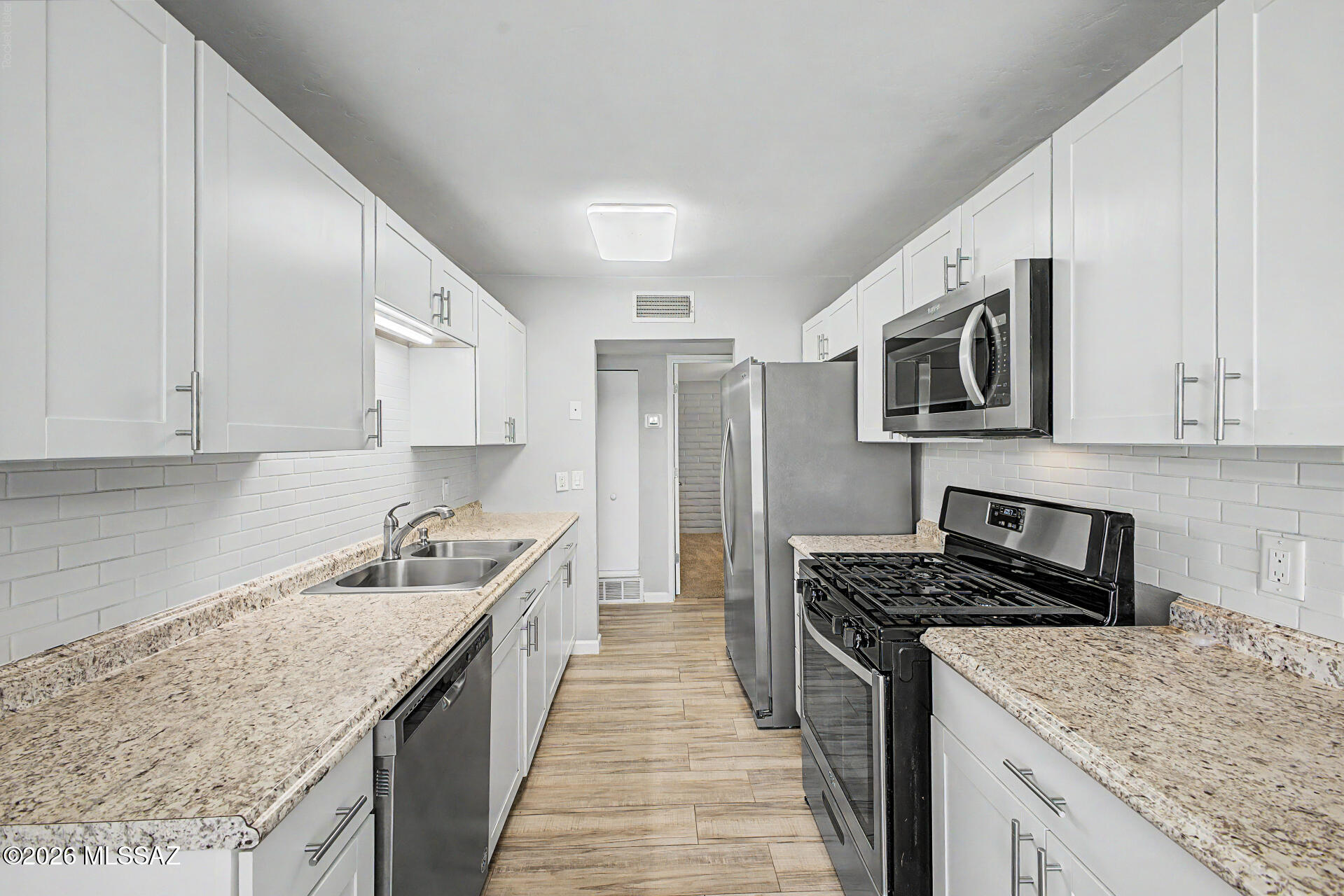Vista Del Prado NO. 4 (1-39) - Residential
