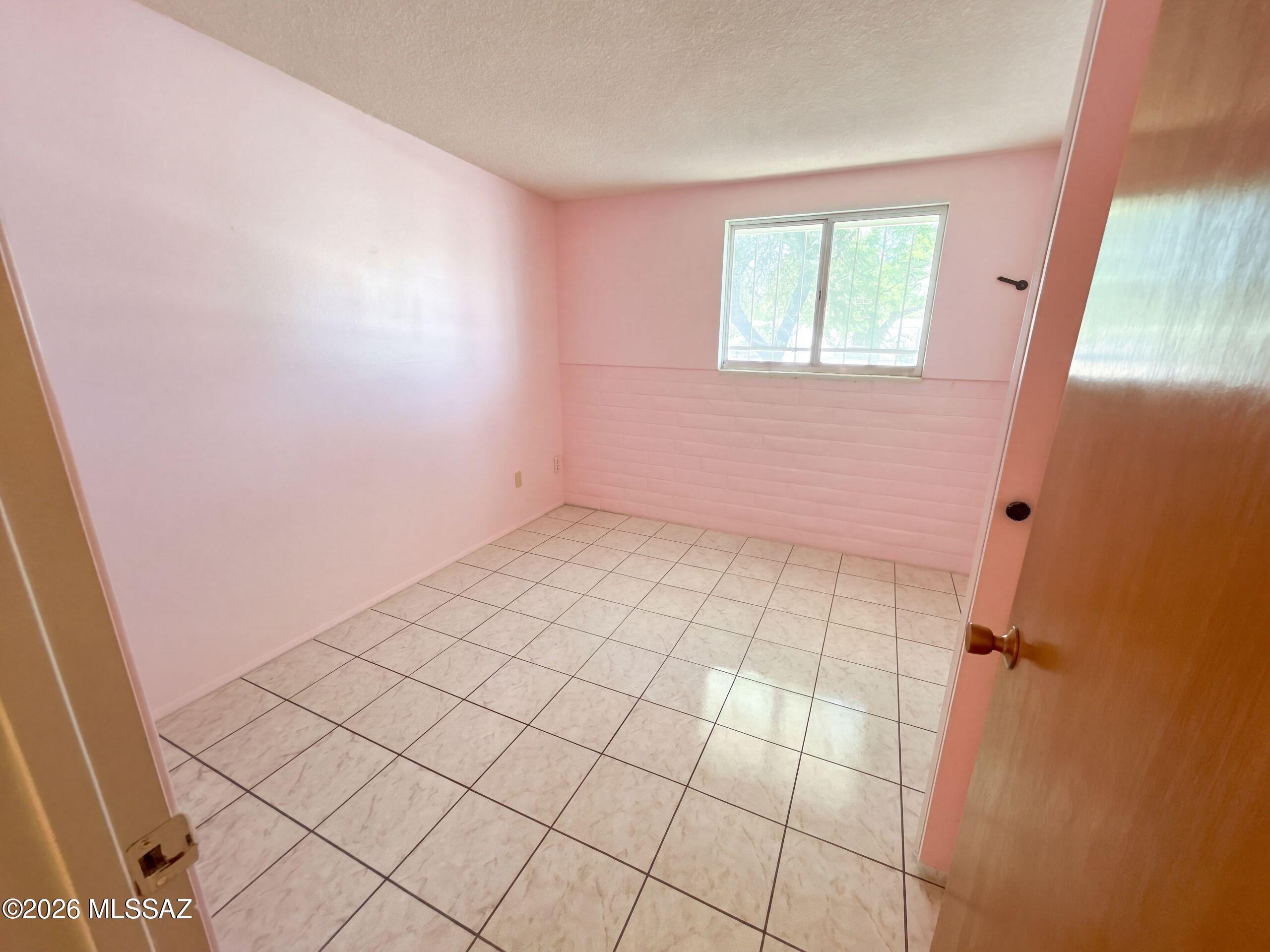 Lakeside NO. 4 (294-393) - Residential