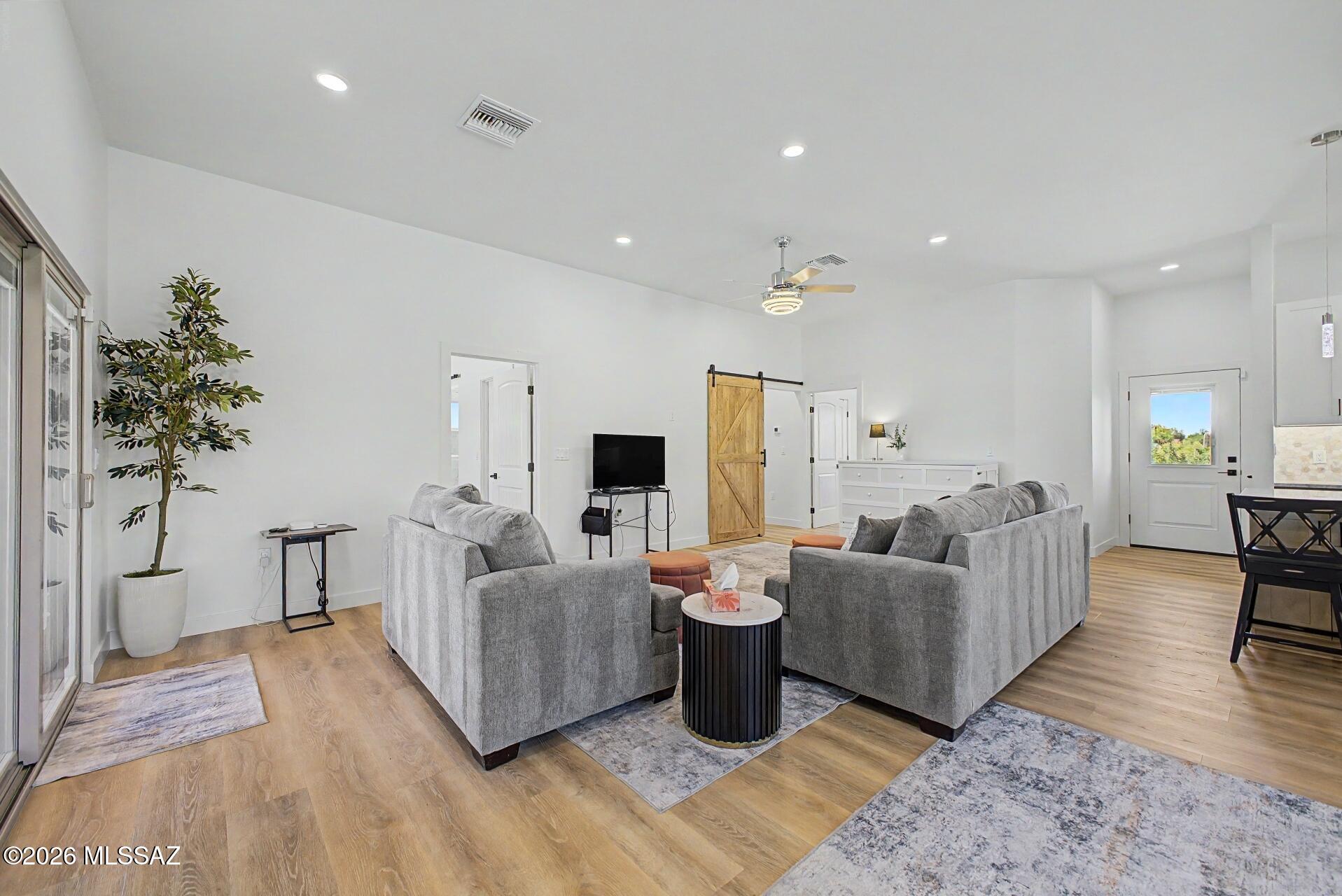 Catalina Foothills Estates NO. 7 (250-314) - Residential Income