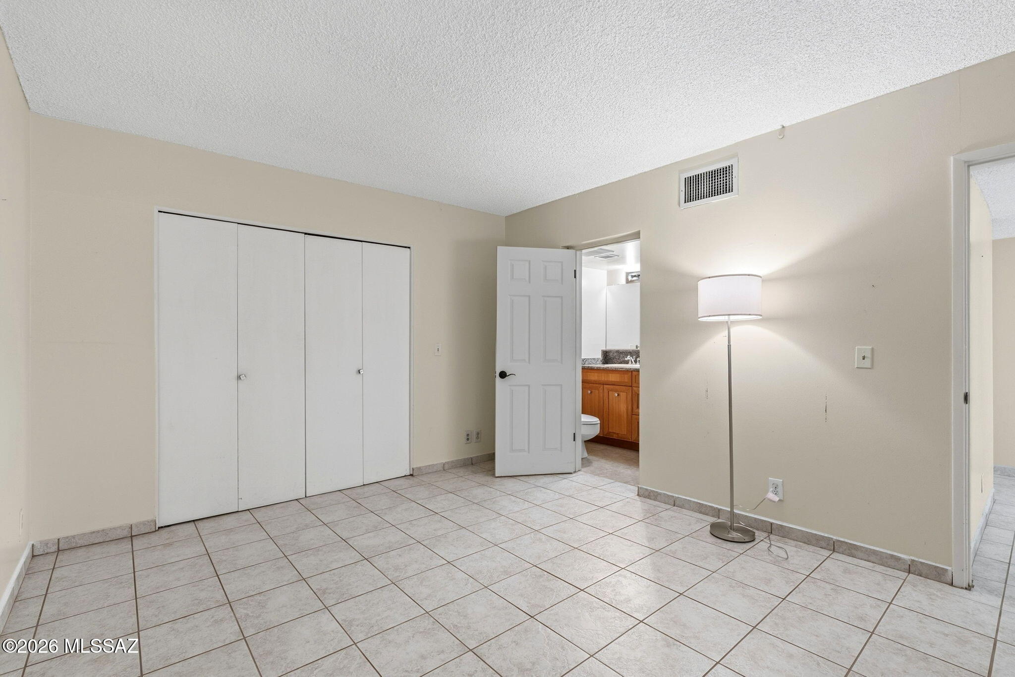 Country Club Hgts Southside - Residential