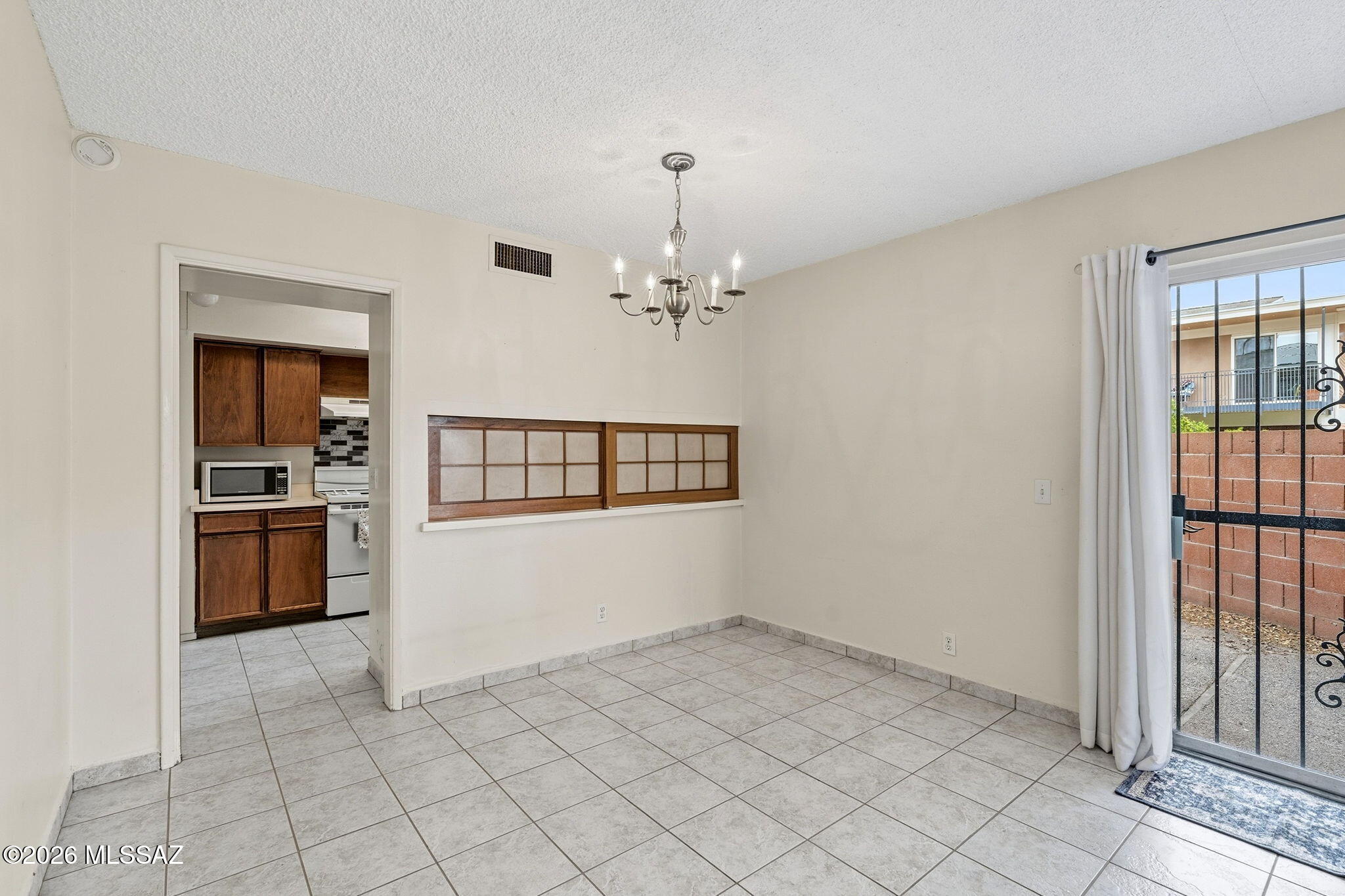 Country Club Hgts Southside - Residential