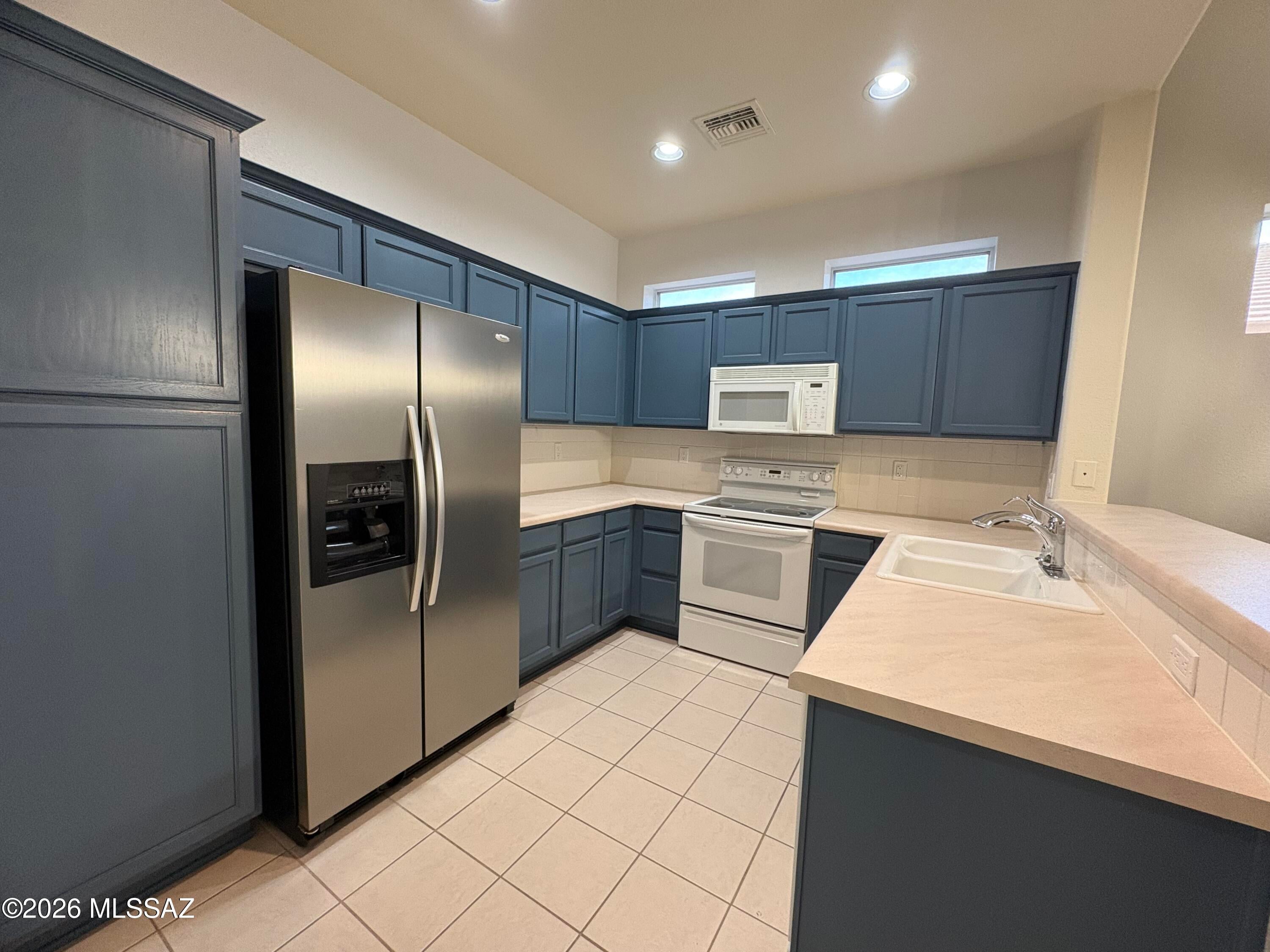 Las Campanas BLK G (96-216) - Residential