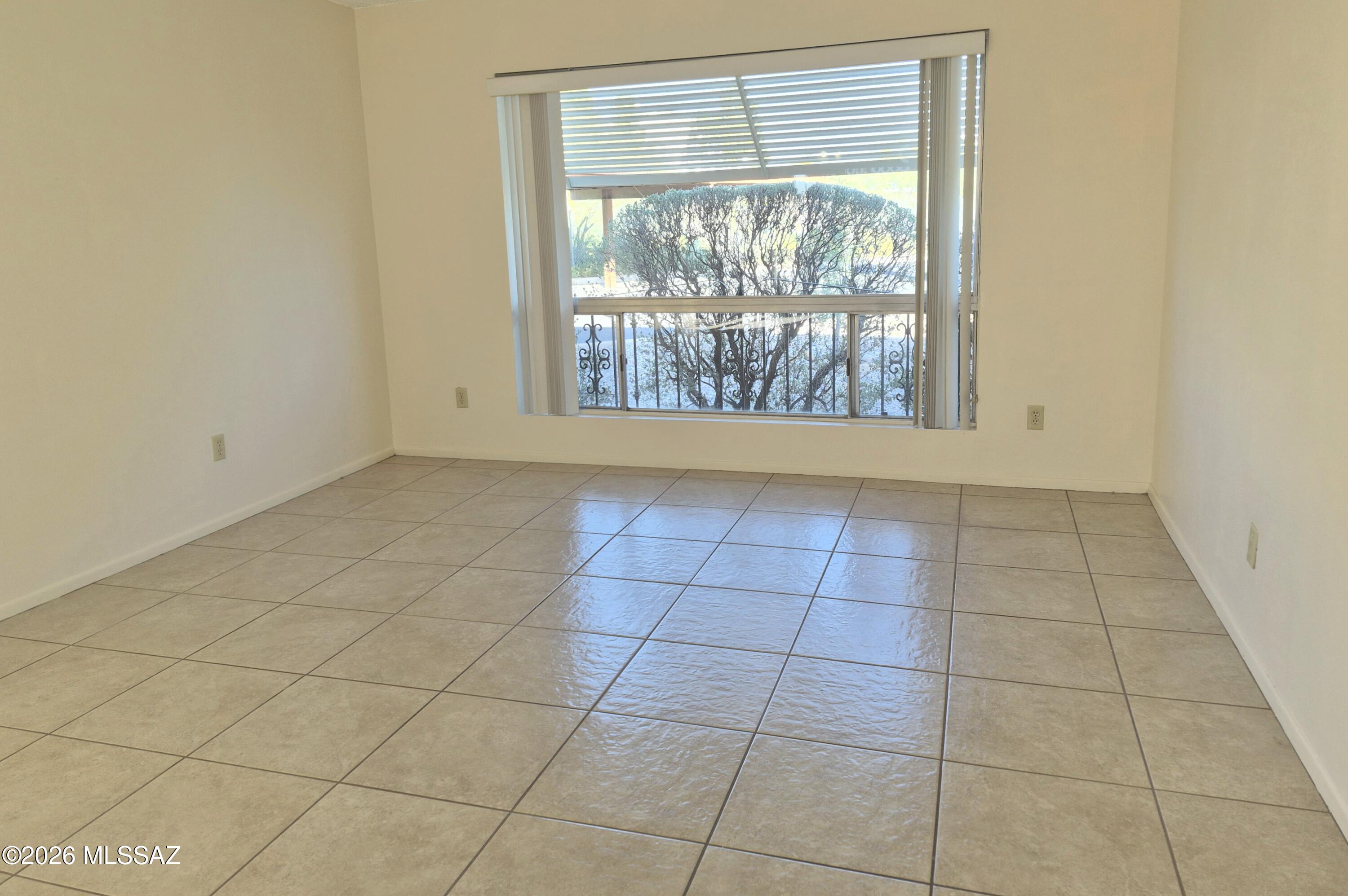 Las Solanas Blk 1 (1-49) - Residential