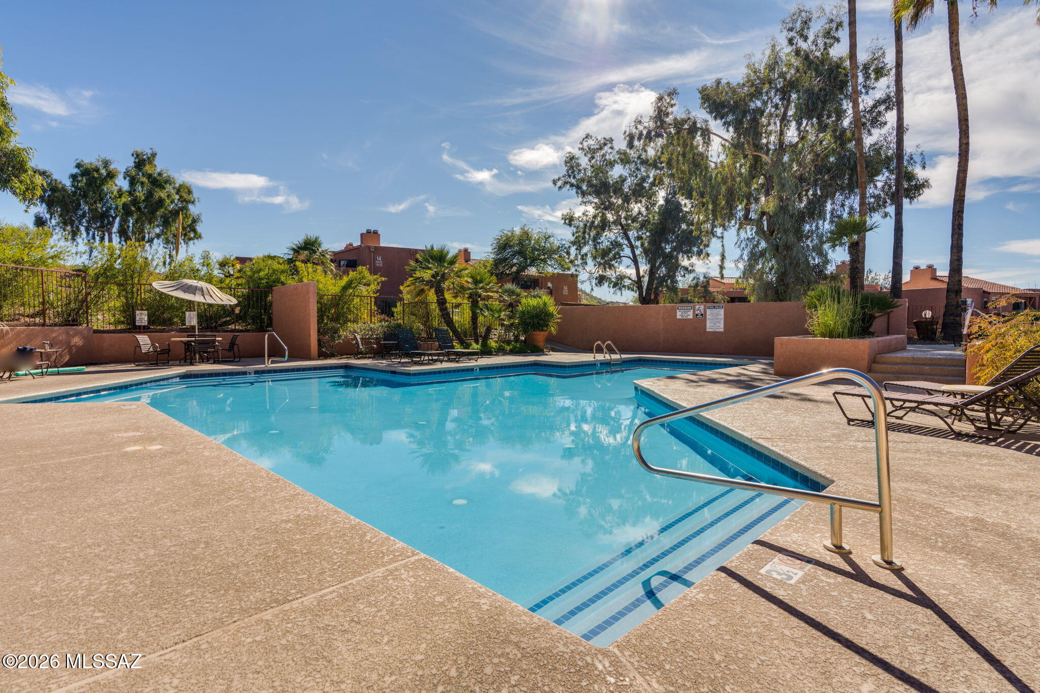 Ventana Vista Condominiums - Residential