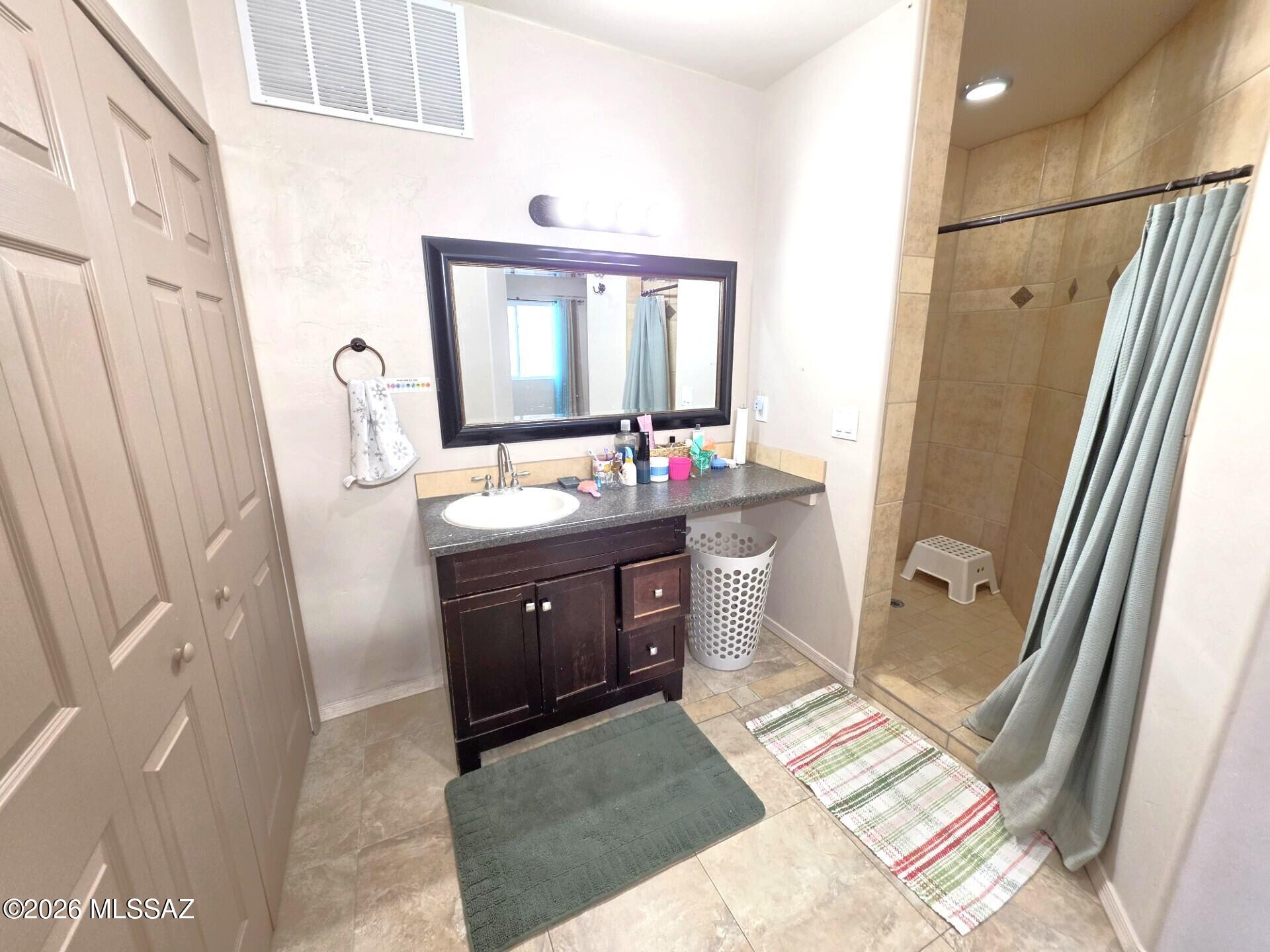 Santa Catalina Estates NO. 4 (1-180) - Residential