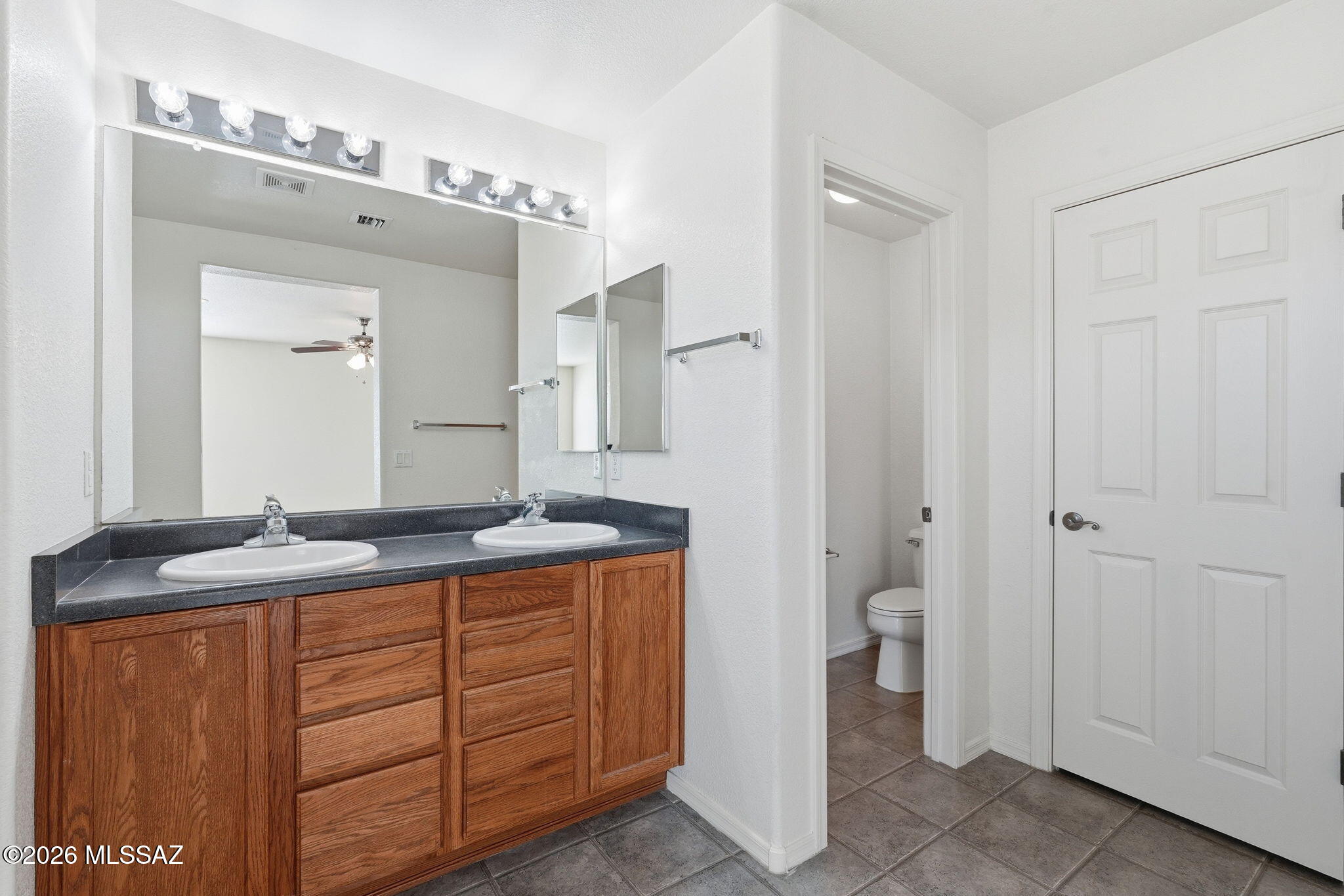 Catalina Vistas - Residential