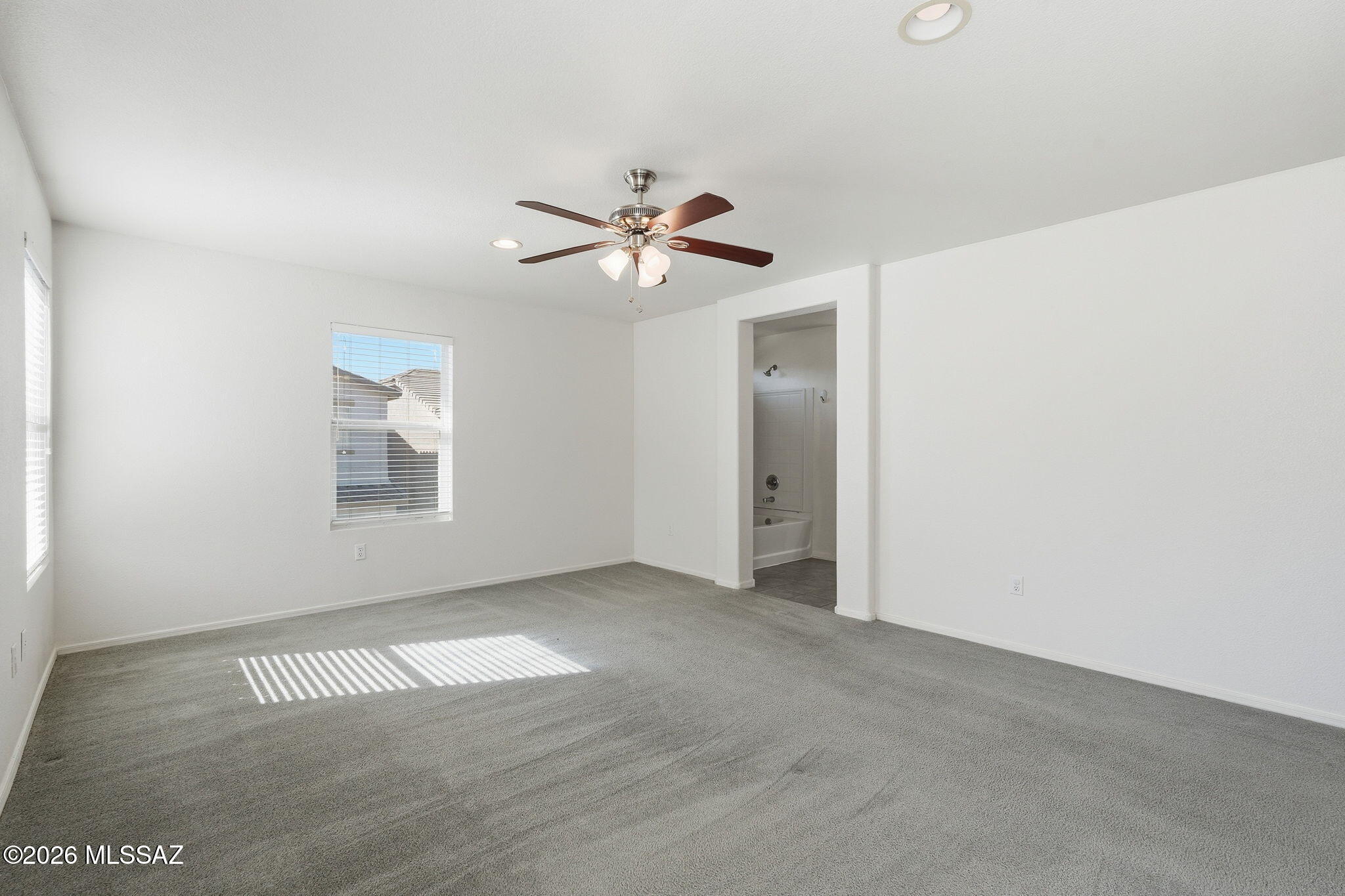 Catalina Vistas - Residential