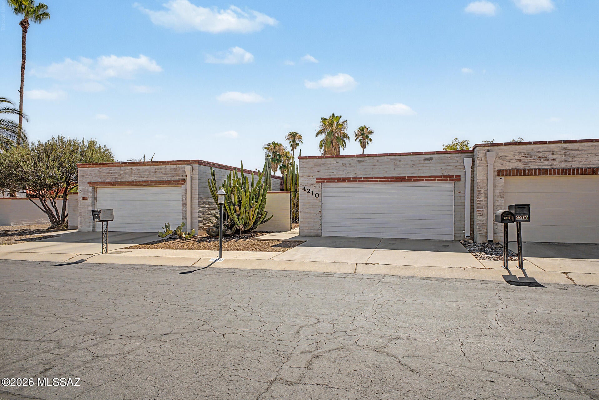 Limberlost Terr II Townhouses - Residential