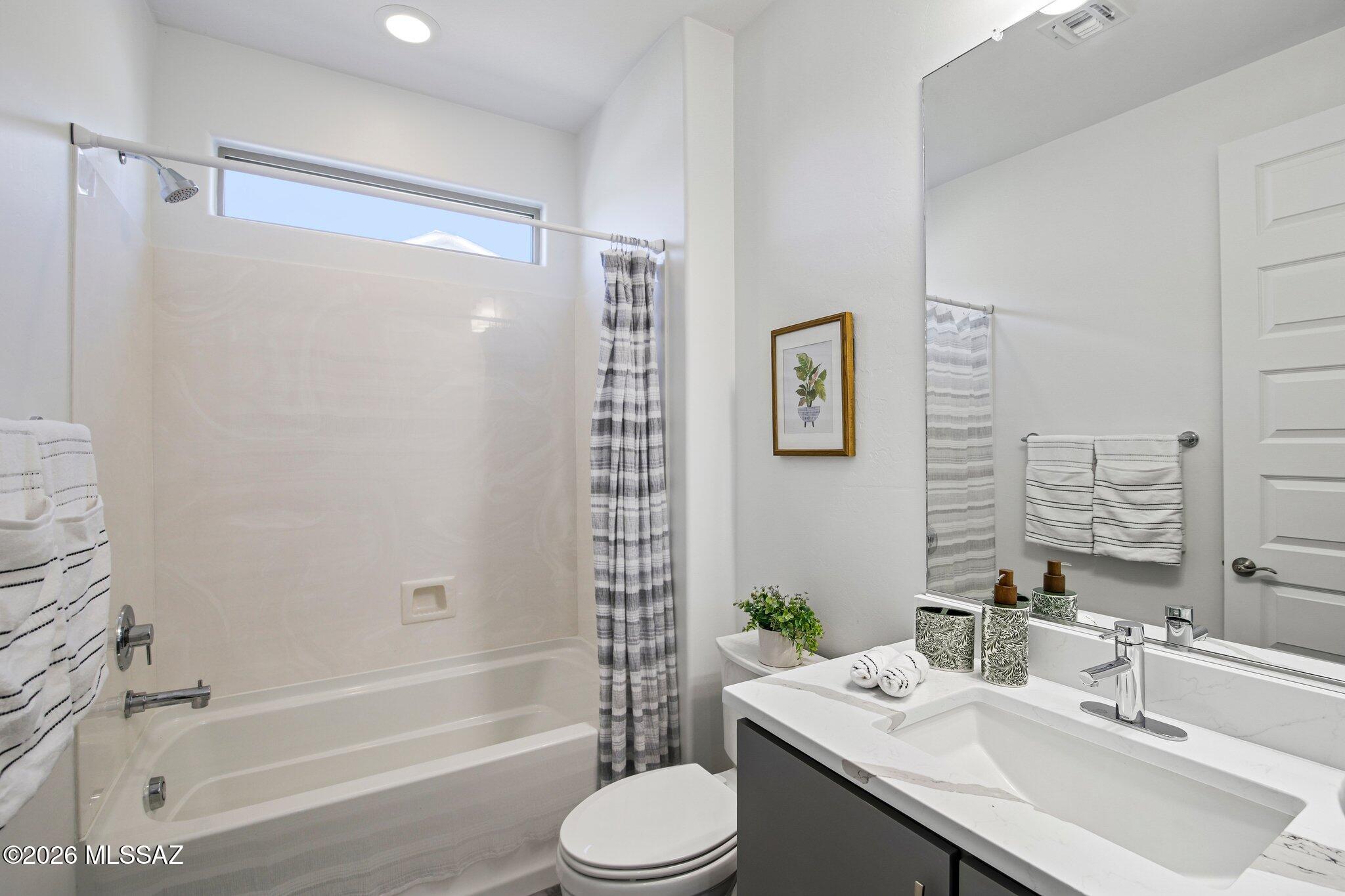 Del Webb At Dove Mountain SQ20131930189 - Residential