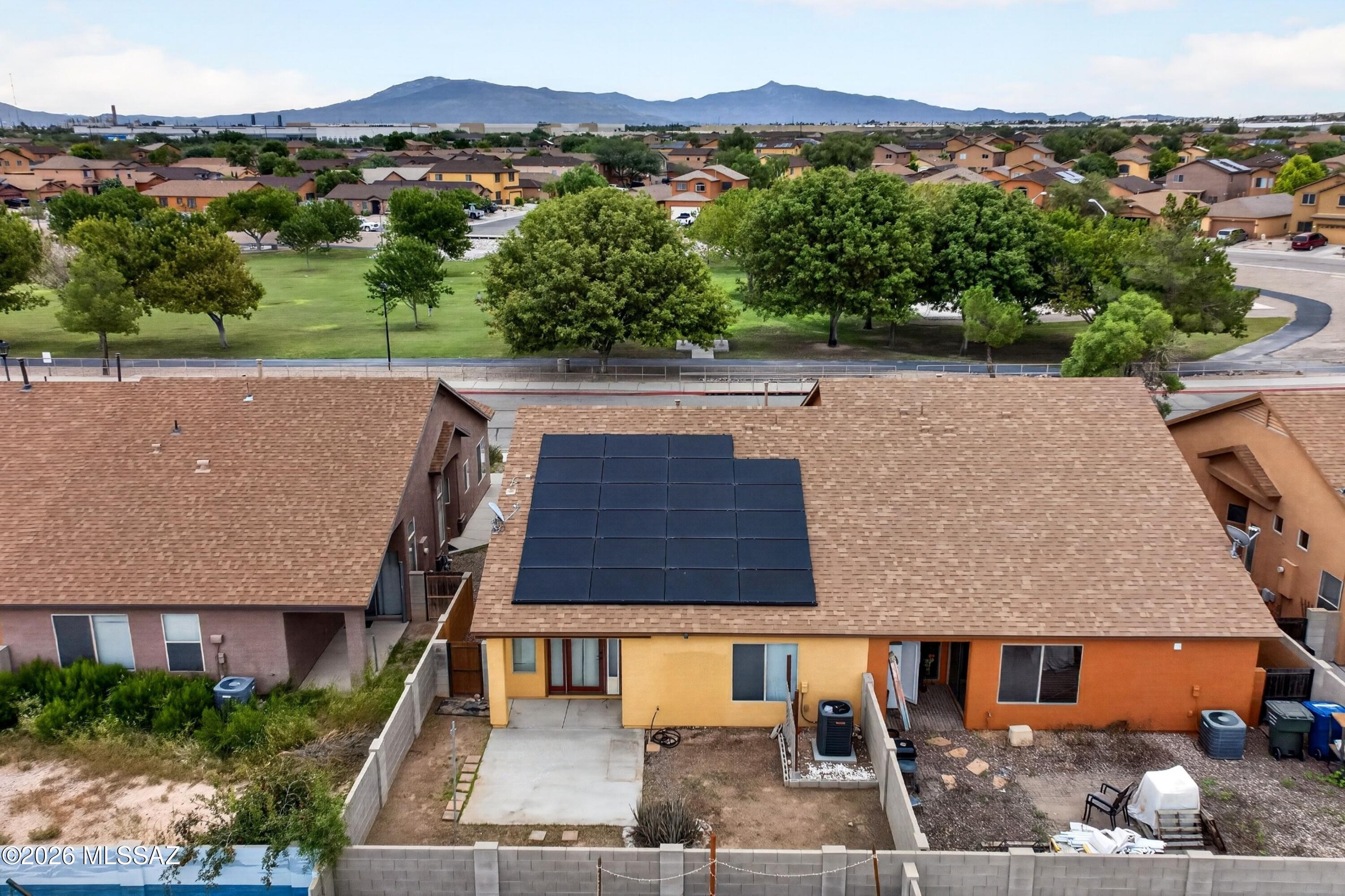 Tres Pueblos - Residential