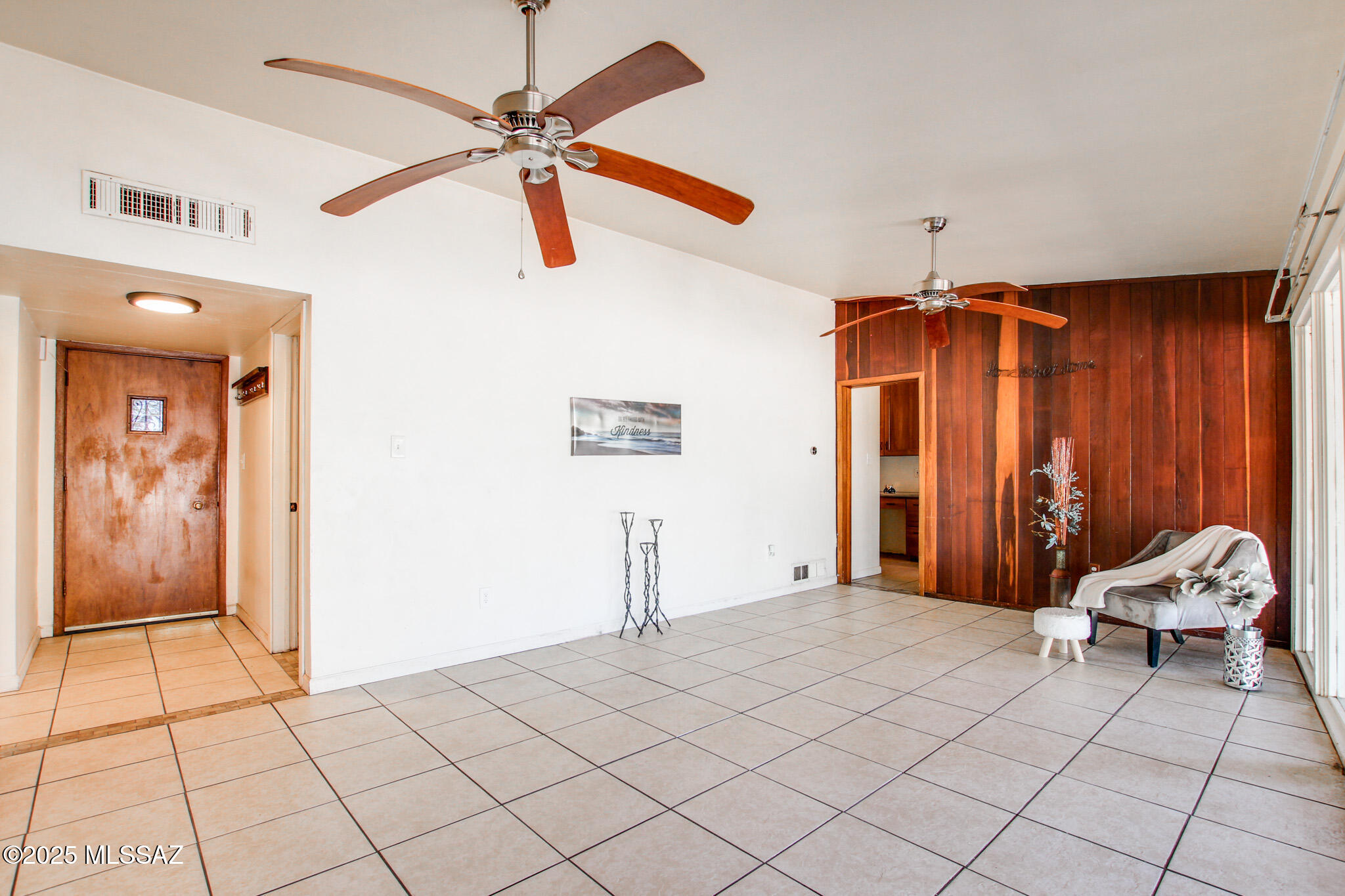 El Cerrito Est - Residential