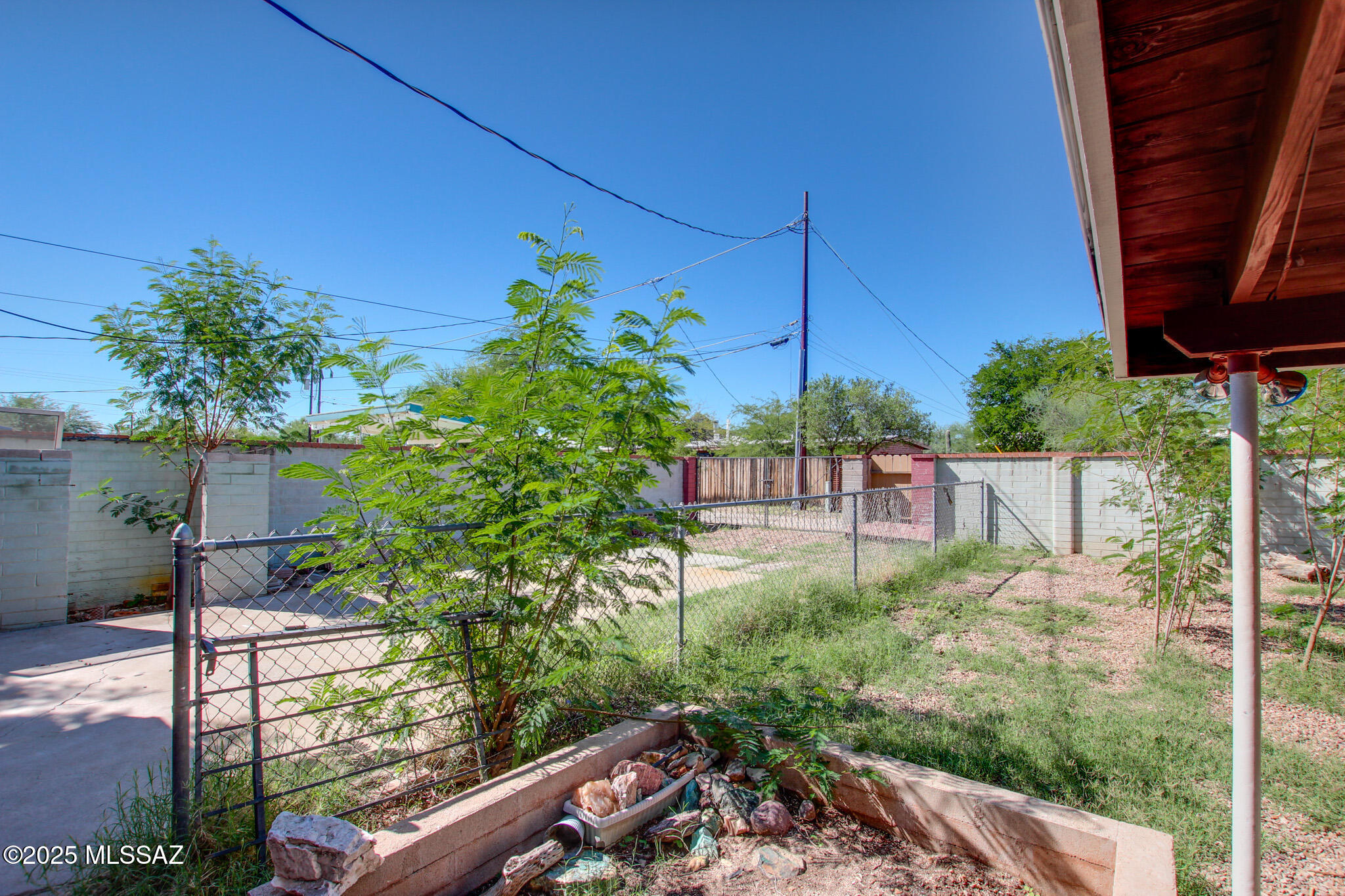 El Cerrito Est - Residential