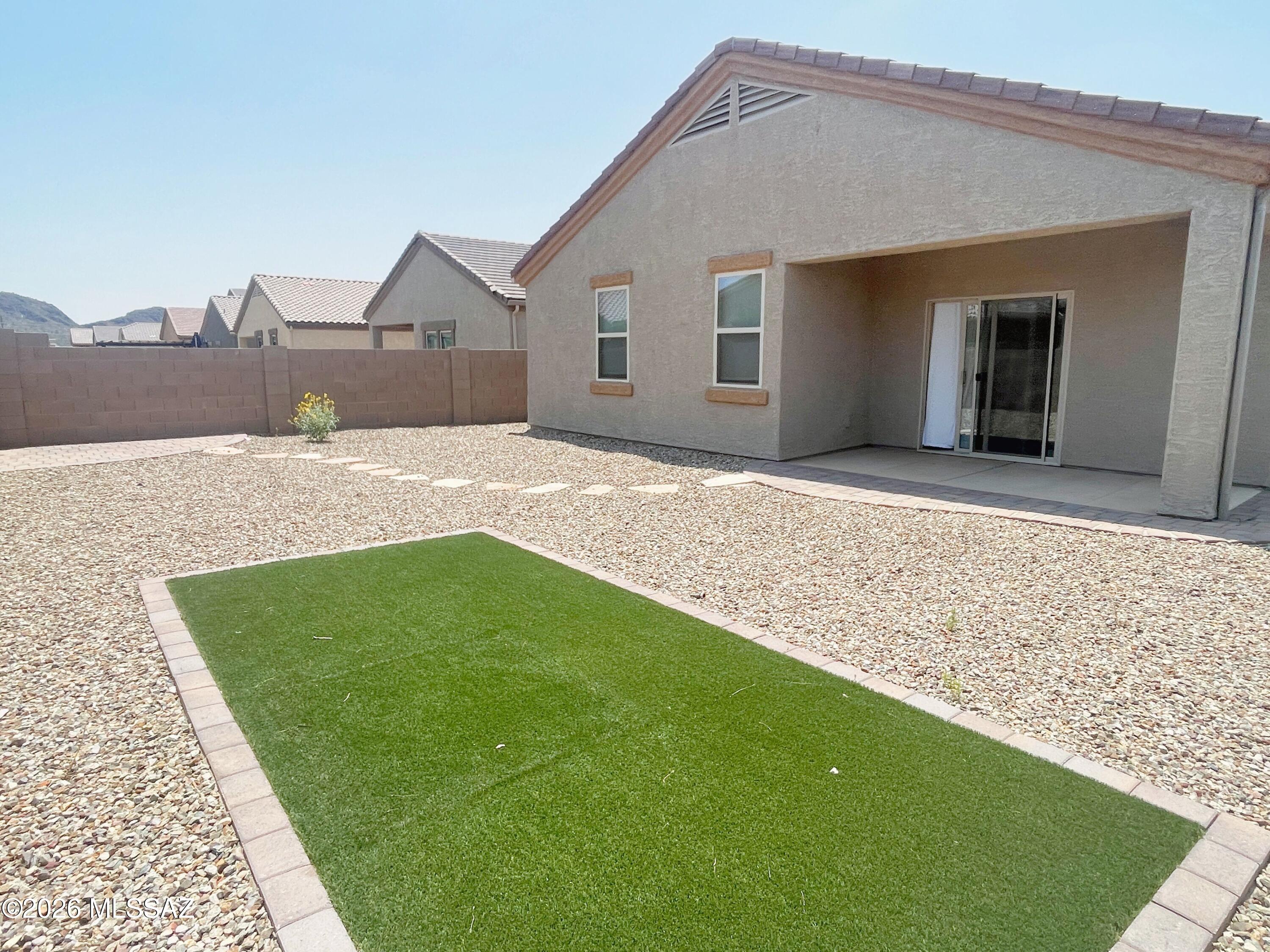 Saguaro Bloom Block 2 - Residential Lease