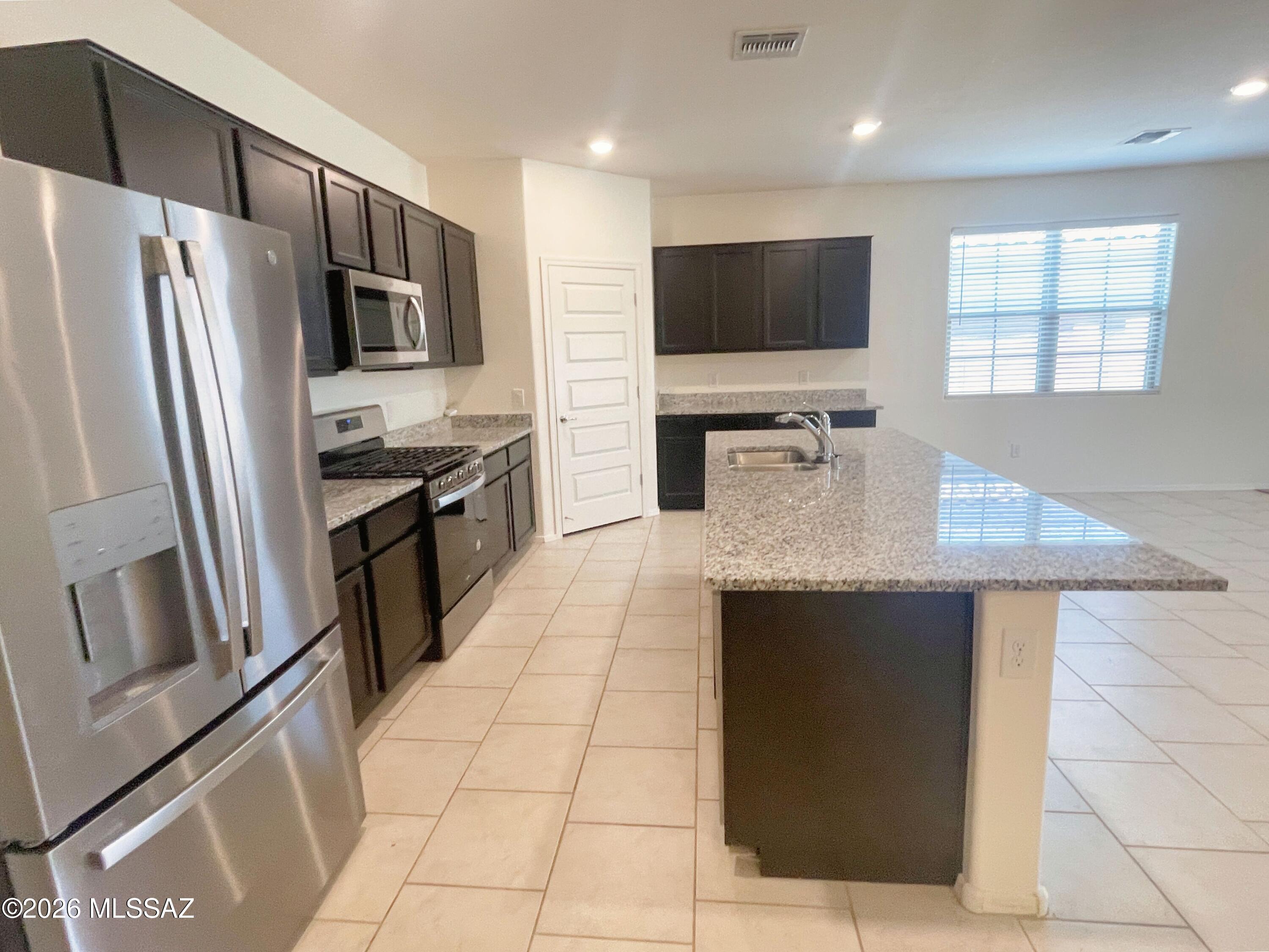 Saguaro Bloom Block 2 - Residential Lease