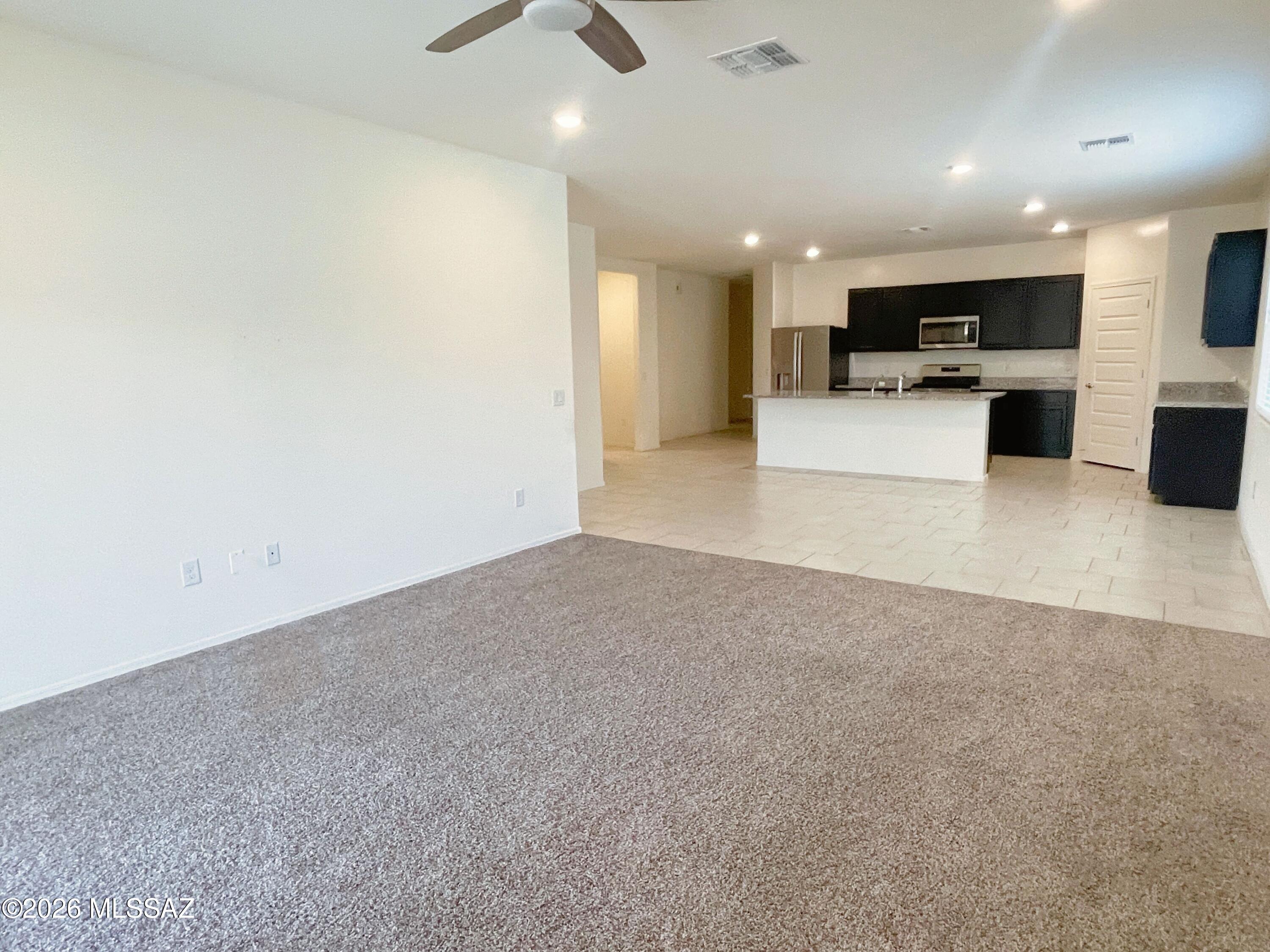 Saguaro Bloom Block 2 - Residential Lease