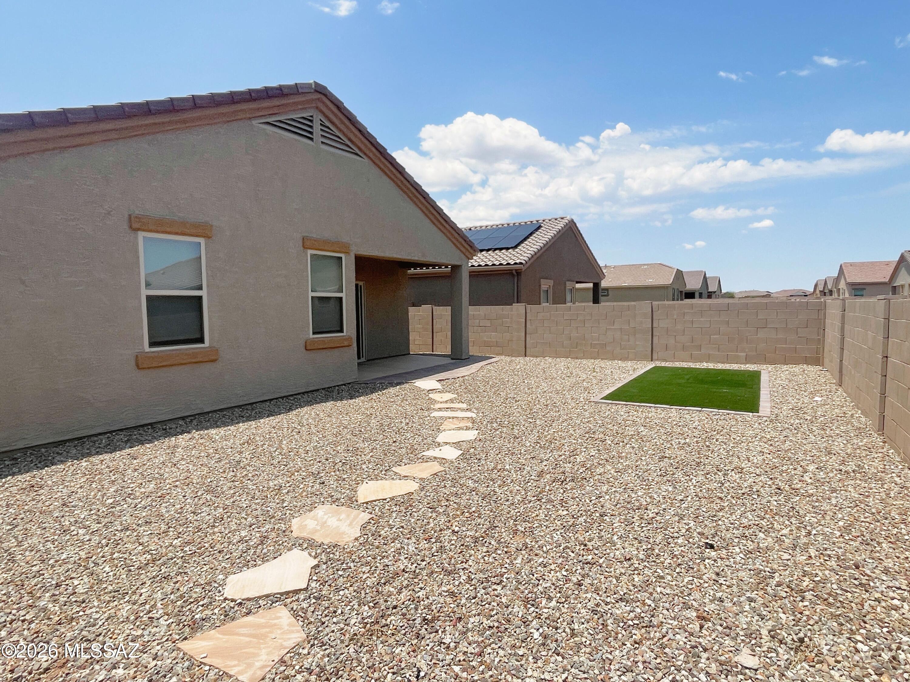 Saguaro Bloom Block 2 - Residential Lease