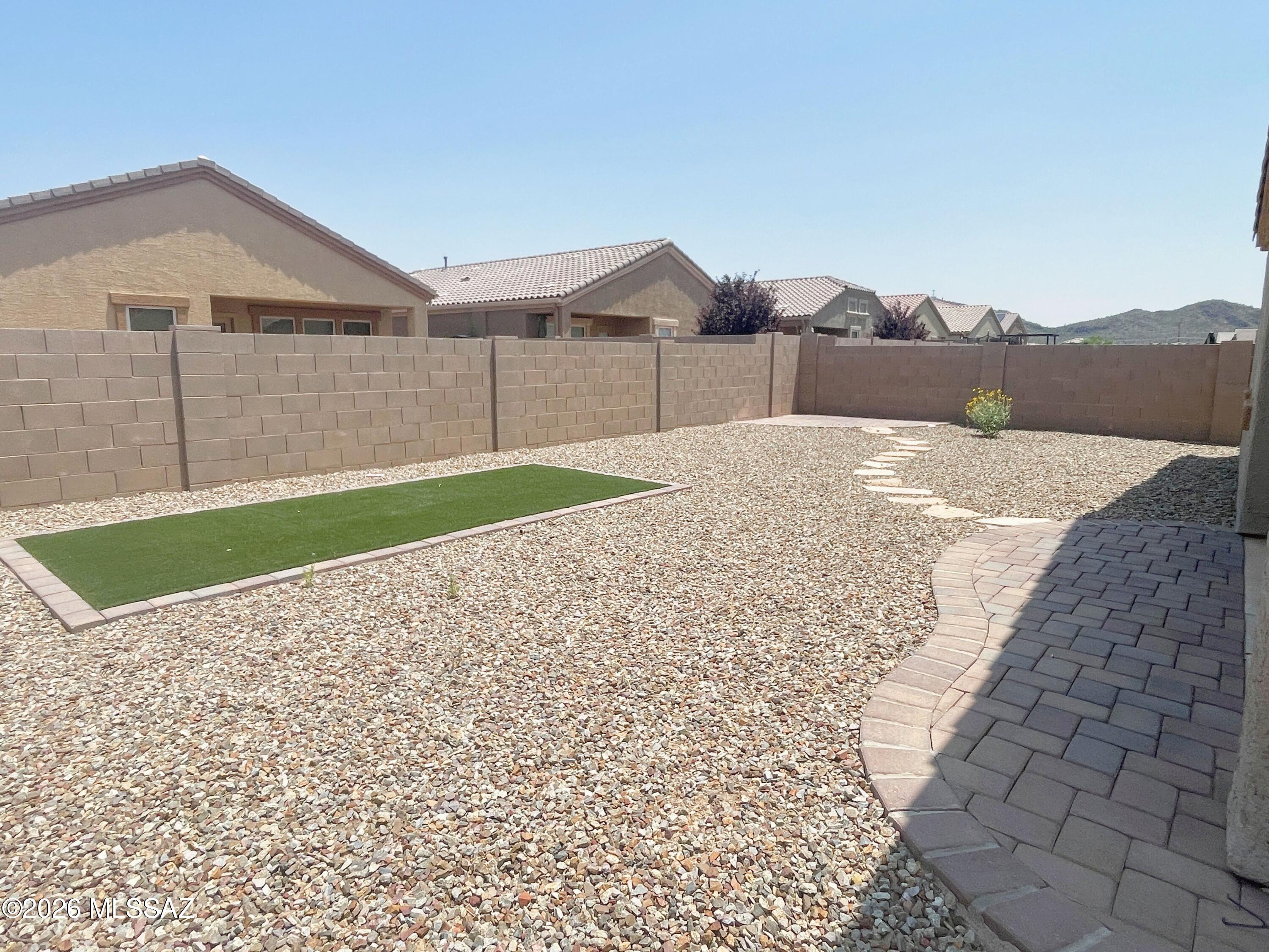 Saguaro Bloom Block 2 - Residential Lease