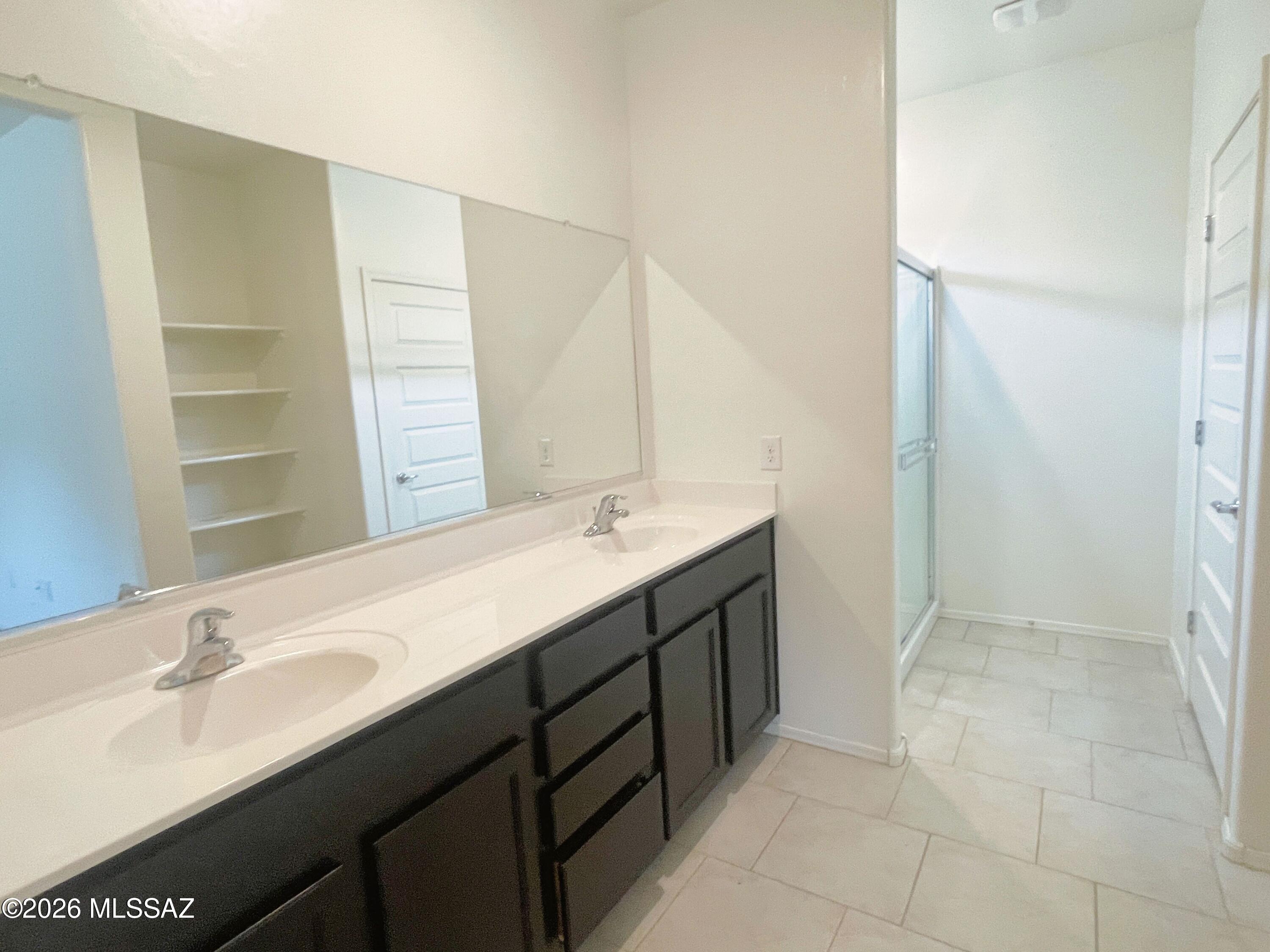 Saguaro Bloom Block 2 - Residential Lease