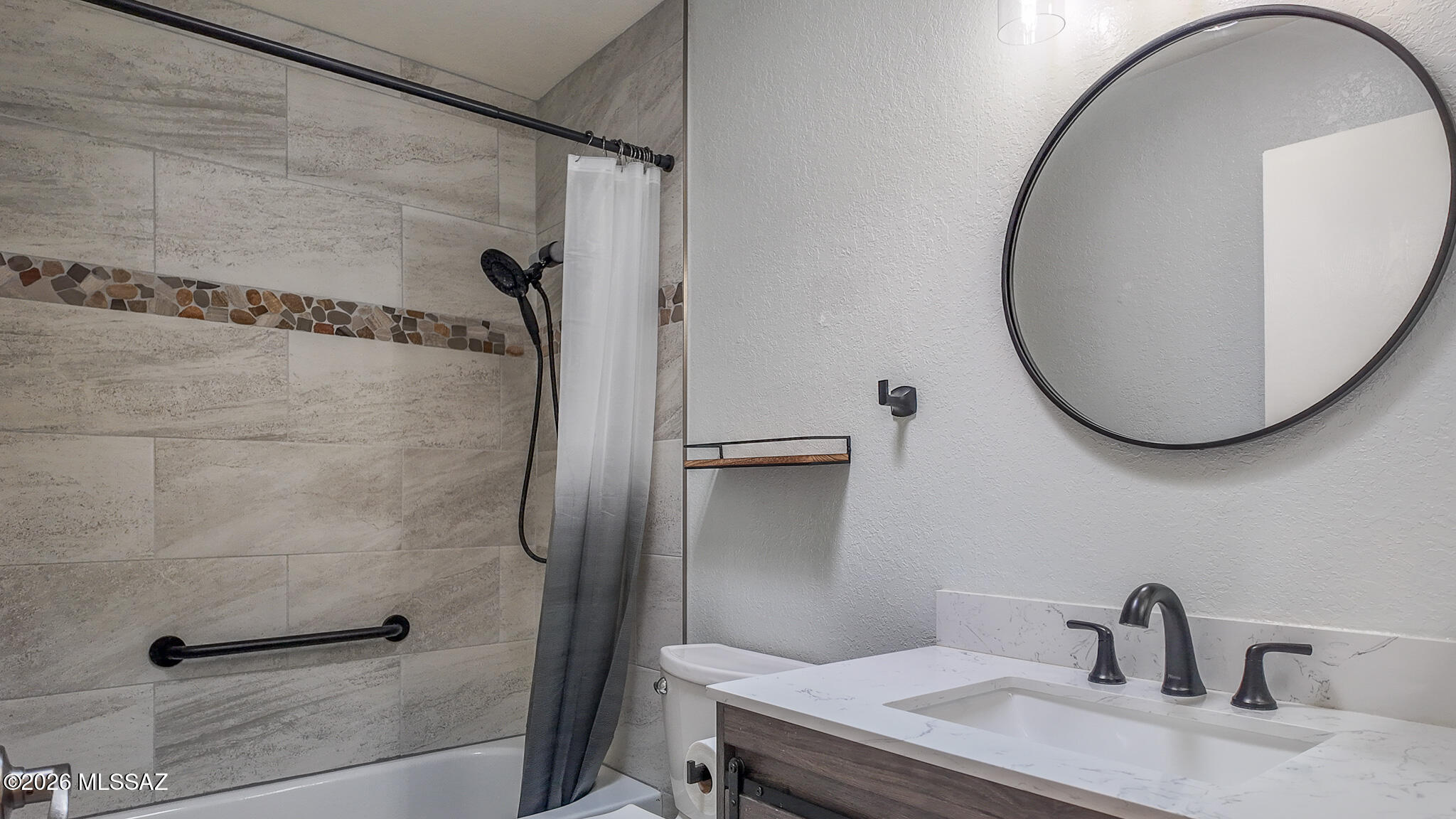 Colonia De Los Alamos (BK1-45) - Residential Lease