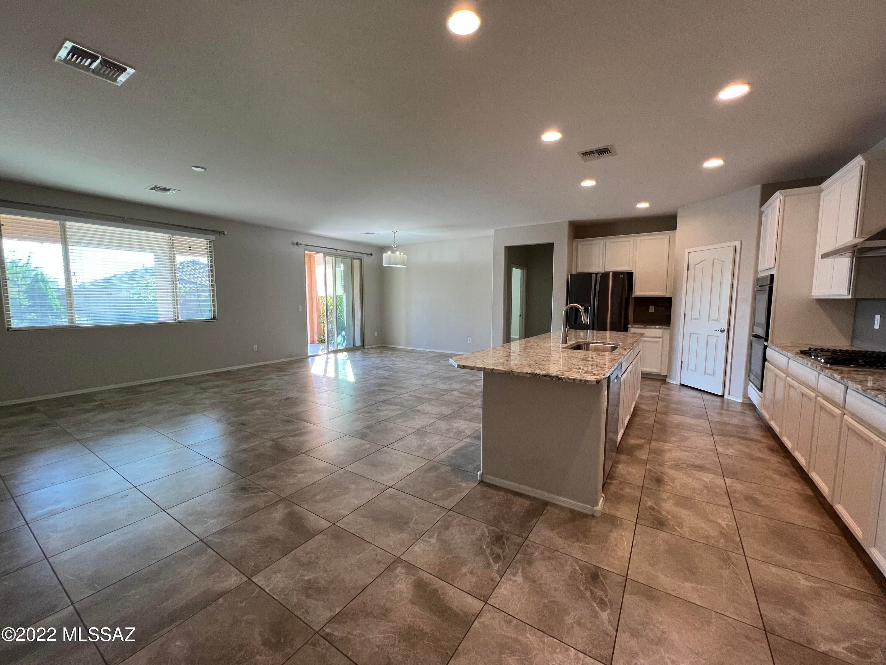 Gladden Farms BLK 13-15 - Residential Lease