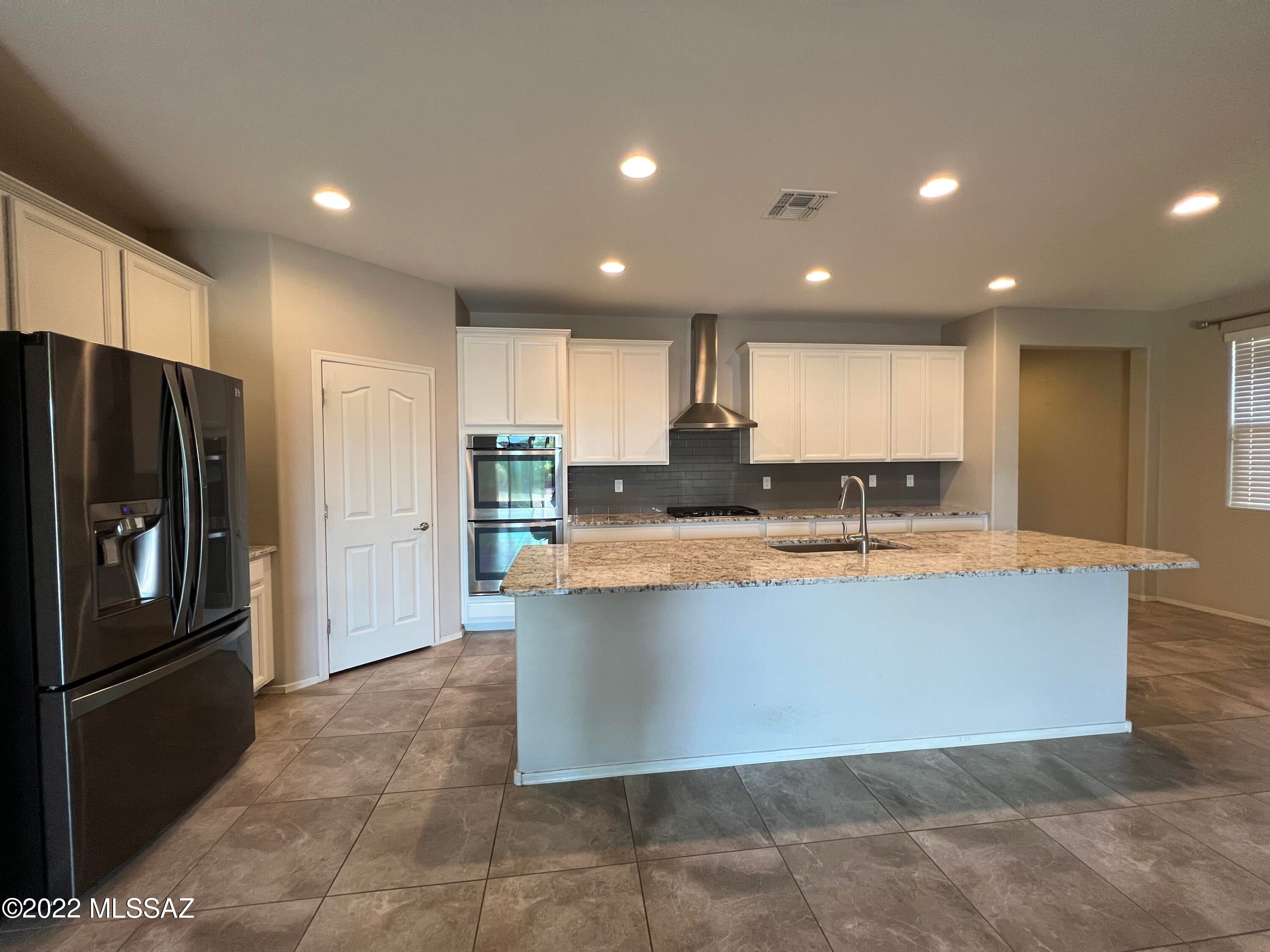 Gladden Farms BLK 13-15 - Residential Lease