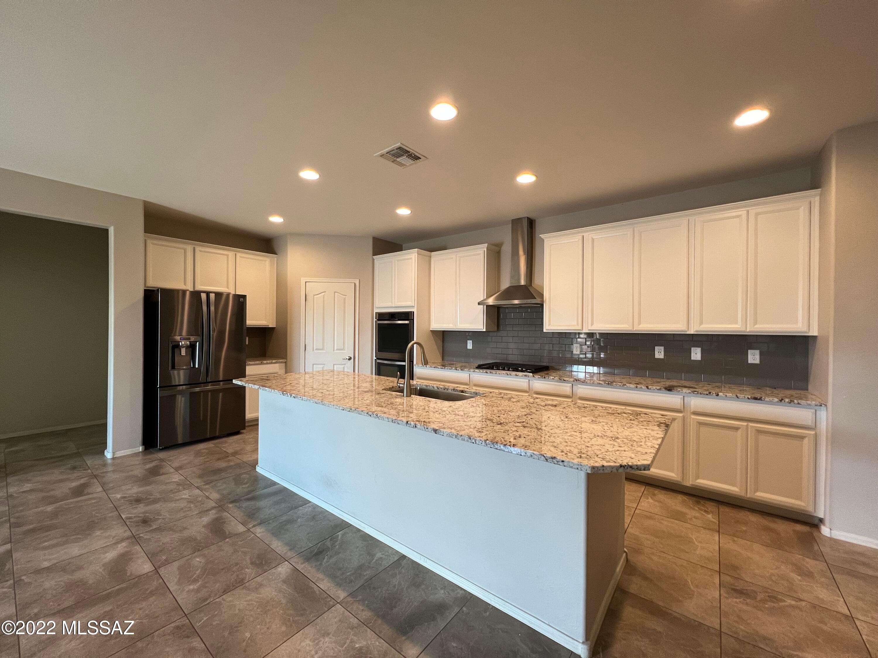 Gladden Farms BLK 13-15 - Residential Lease