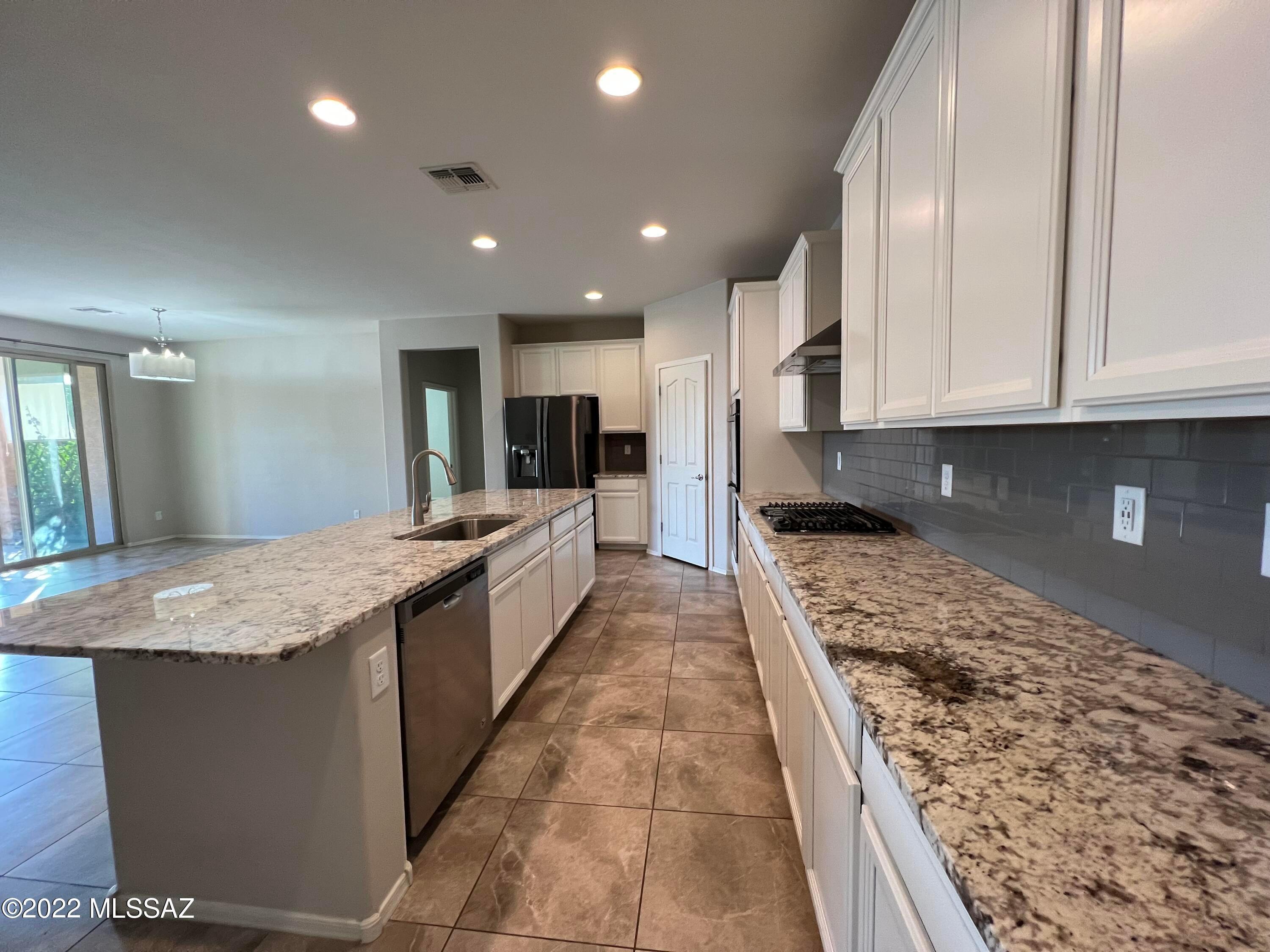 Gladden Farms BLK 13-15 - Residential Lease