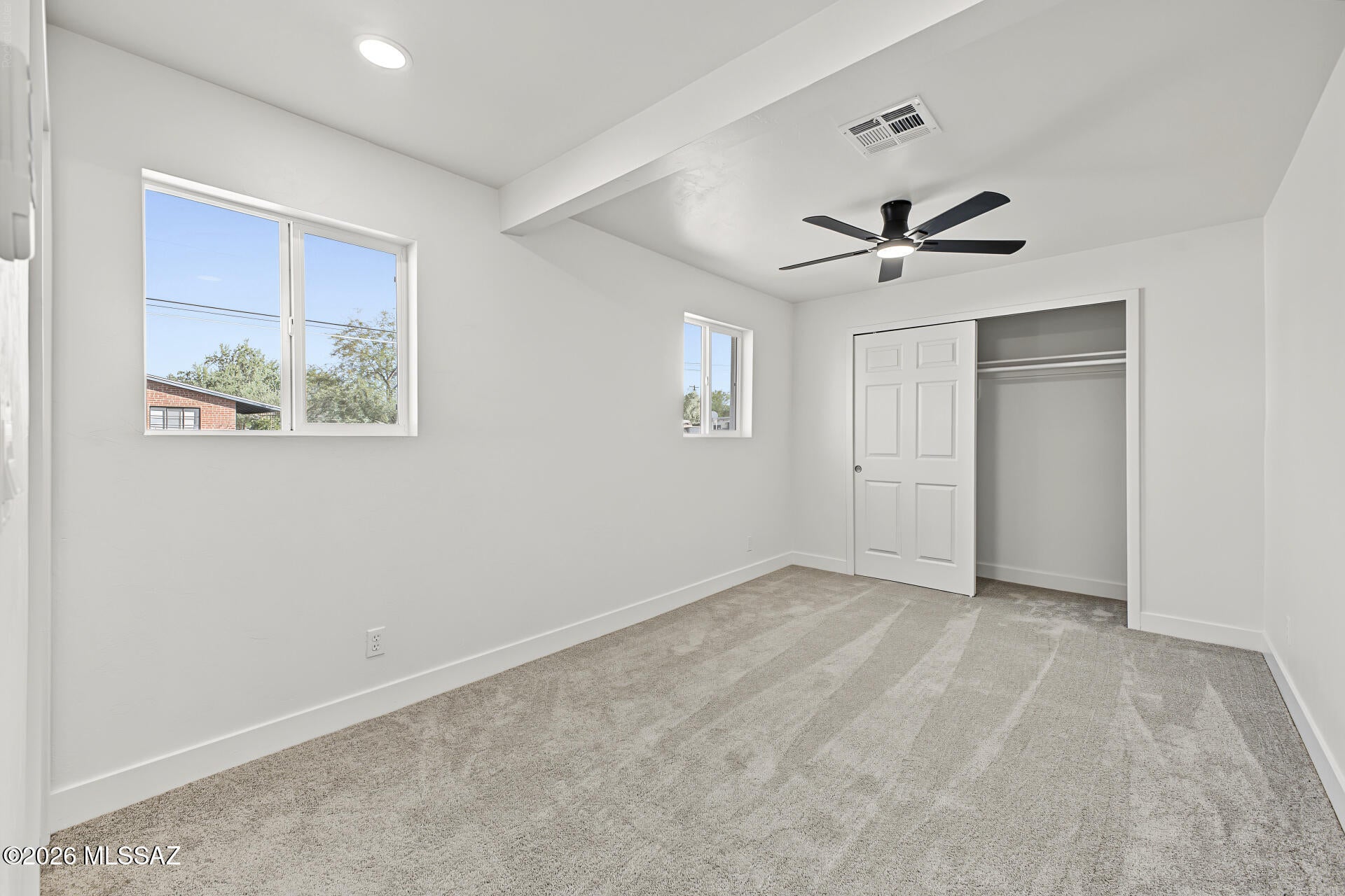 Country Club Manor - Residential