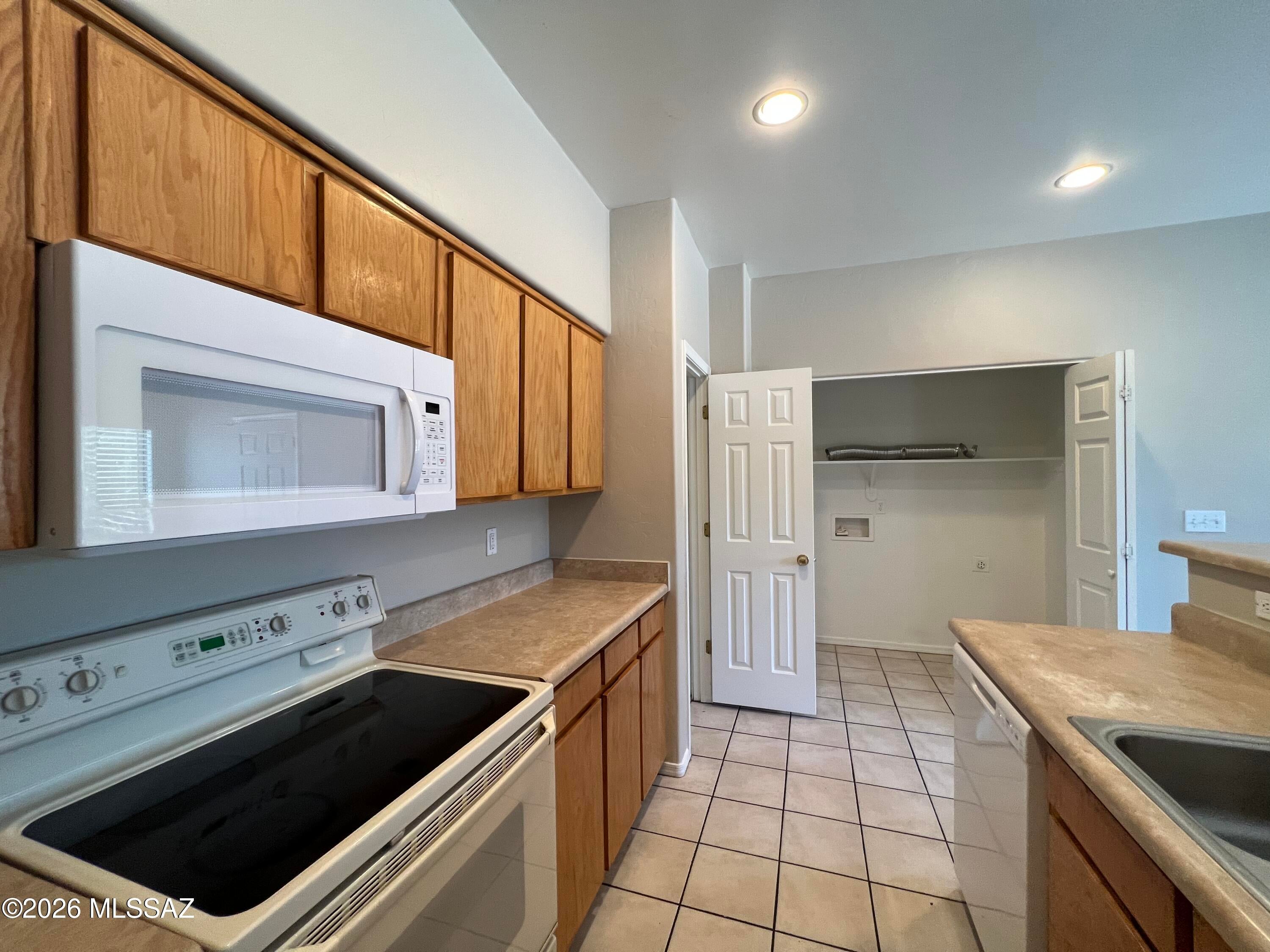 Menlo Park, Menlo Park Annex & South Menlo Park Amended - Residential Lease