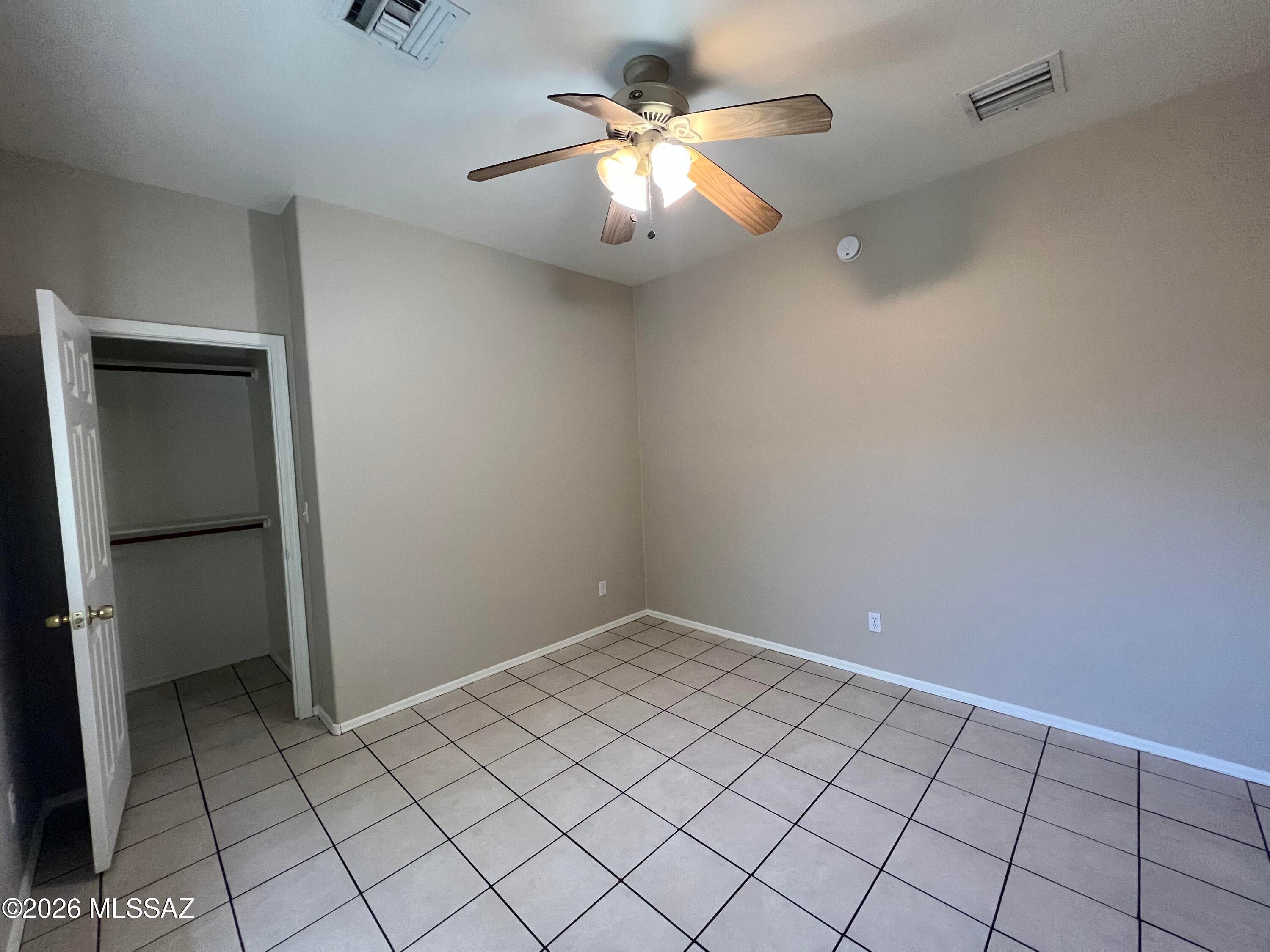 Menlo Park, Menlo Park Annex & South Menlo Park Amended - Residential Lease