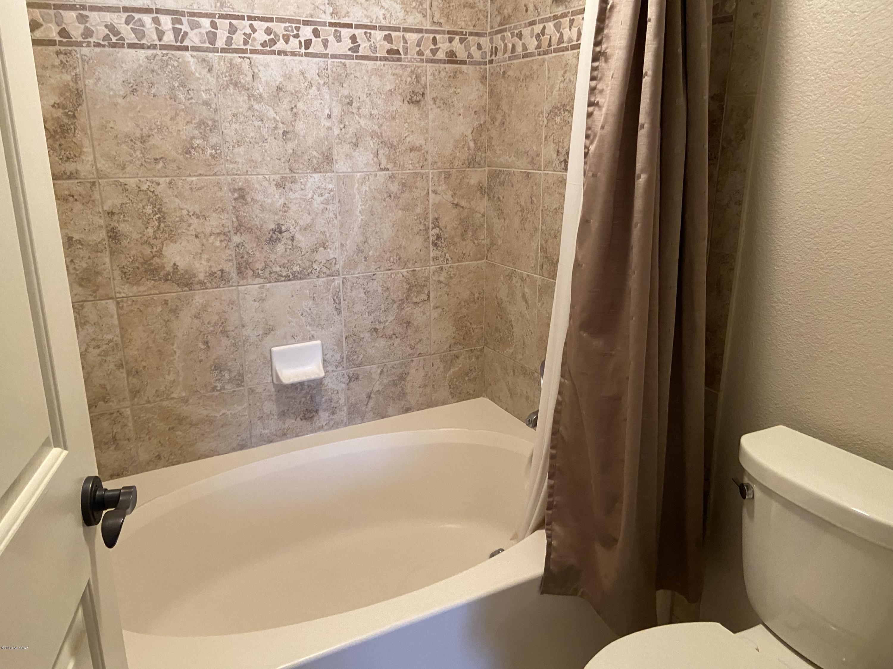 Pinnacle Canyon Condominium - Residential Lease