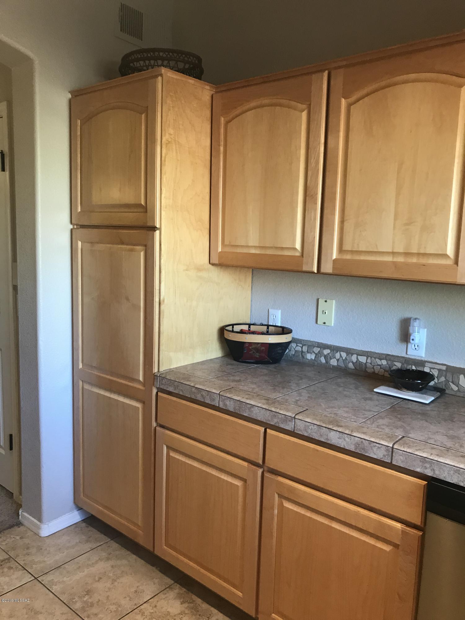 Pinnacle Canyon Condominium - Residential Lease