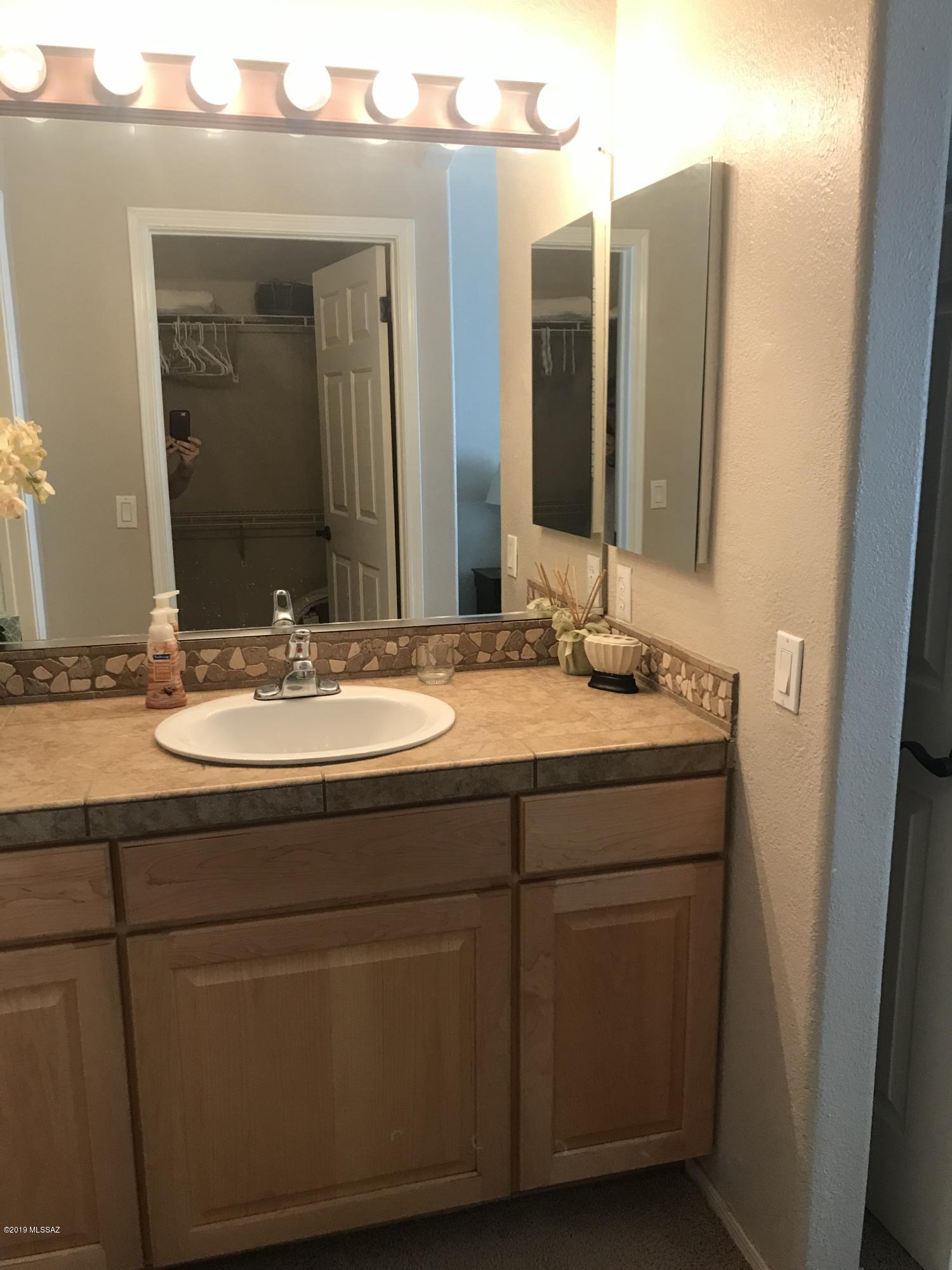 Pinnacle Canyon Condominium - Residential Lease