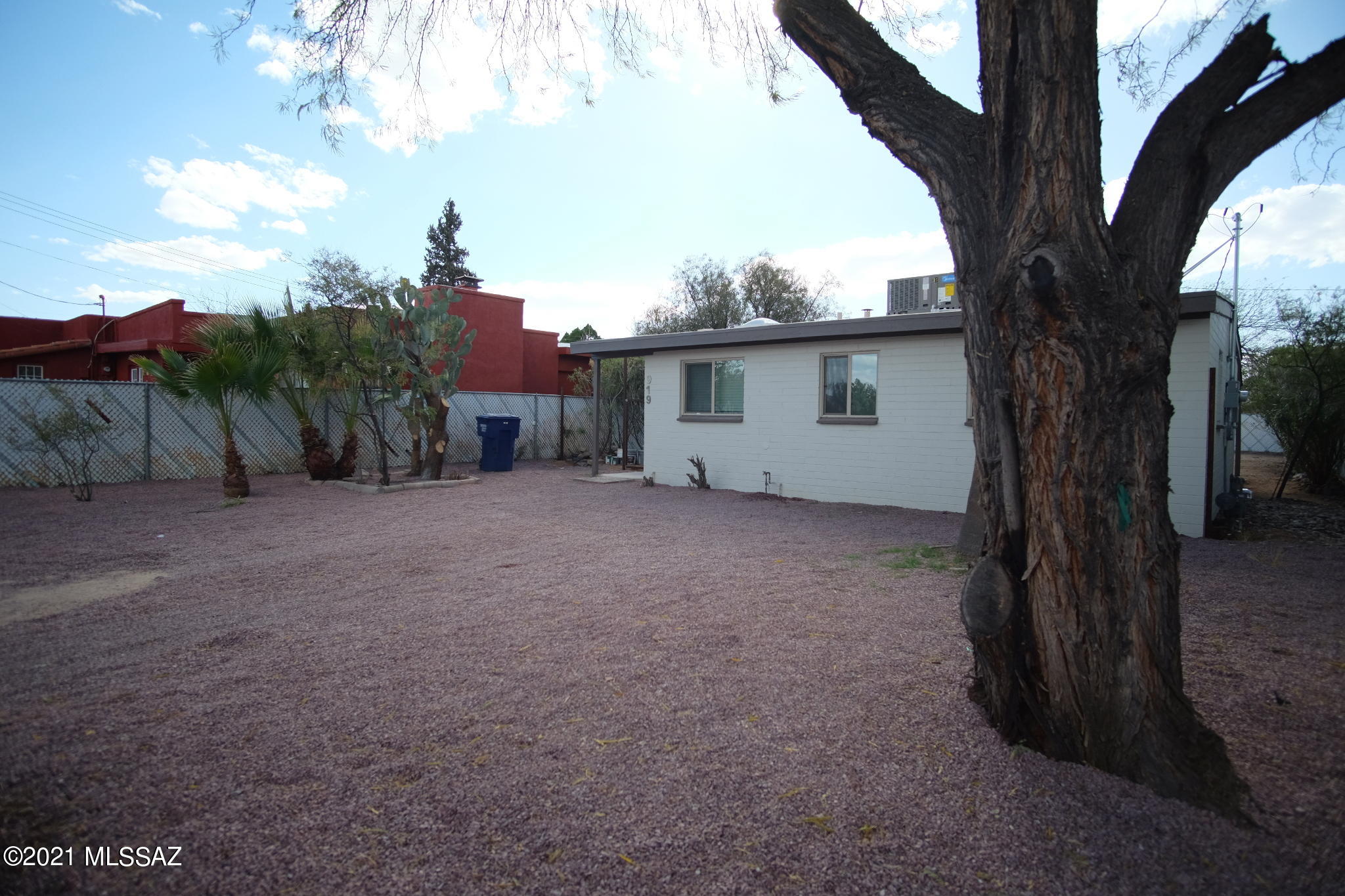 Sahuaro Hill - Residential Lease
