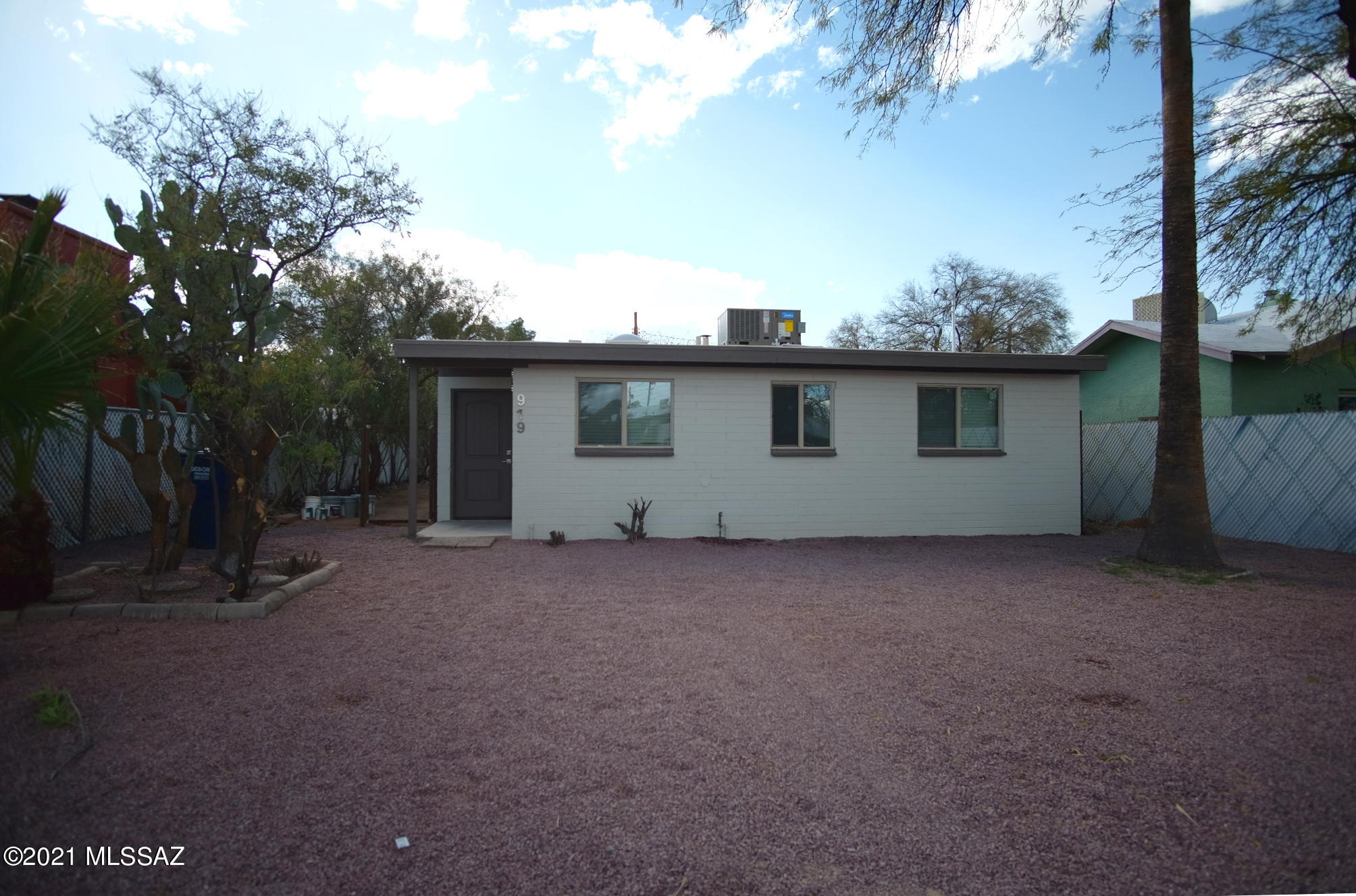 Sahuaro Hill - Residential Lease