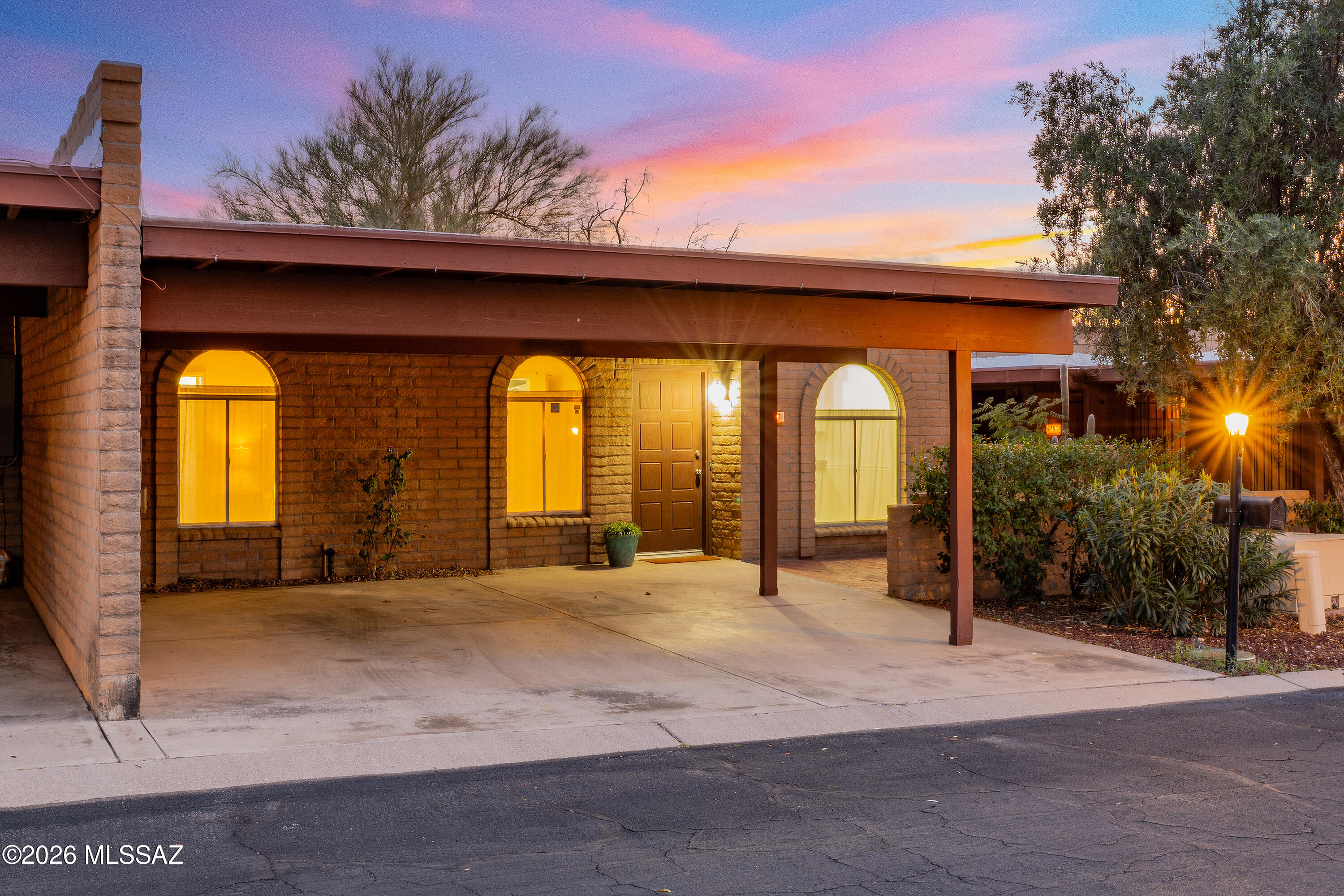 Don't miss this beautifully updated, move-in ready town home in the heart of desirable Casas Adobes! Offering 1,464 square feet, this well-maintained 2-bedroom, 2-bath residence blends comfort, convenience, and exceptional value.
The bright, eat-in kitchen features two generous pantries, providing abundant storage and functionality. Spacious living and dining areas showcase stylish wood-look laminate flooring and open to a private patio, perfect for relaxing evenings or effortless entertaining. Both bedrooms are generously sized, and the primary suite boasts an expansive walk-in closet. Fresh interior paint, updated bathrooms, a convenient laundry closet, and extensive roof work completed in Feb 2026, adds to the home's turnkey appeal and peace of mind. Enjoy a spacious backyard... complete with a storage room and a 2-car carport. The low HOA fee includes access to the community pool, enhancing the easy-care lifestyle.
Ideally situated near the Catalina Foothills and Oro Valley, this home offers quick access to the best of Tucson, including shopping at Whole Foods Market and Safeway, nearby dining, premier golf, scenic hiking trails, and the natural beauty of Tohono Chul Park.
Perfect as a full-time residence or seasonal retreat, this property offers an unbeatable combination of location, condition, and price.
