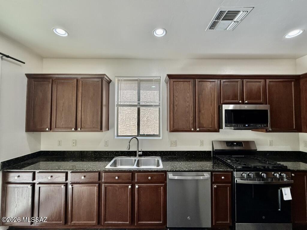 Riverside Crossing (1-133) - Residential