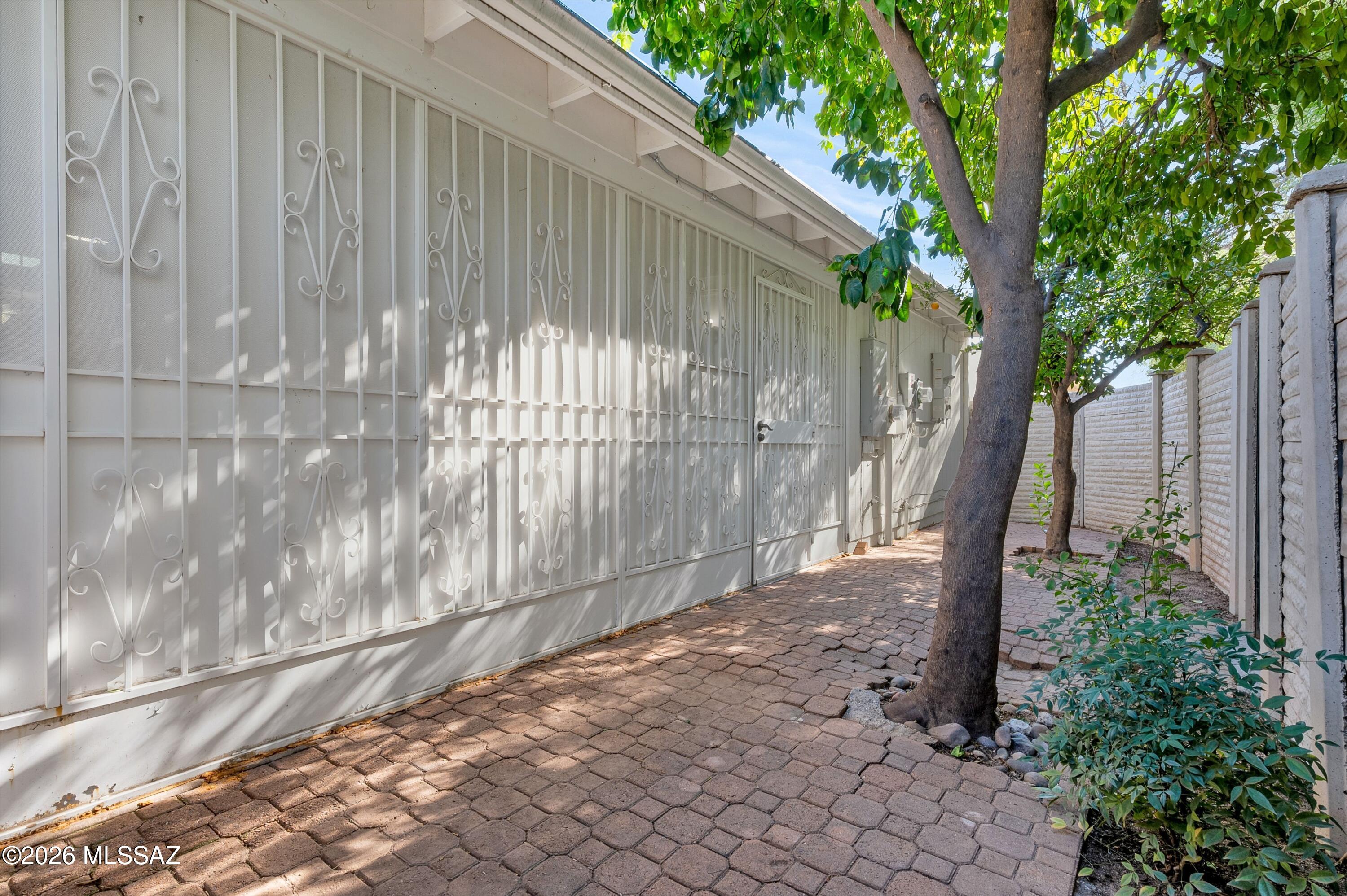 Monterey Villa (1-31) - Residential