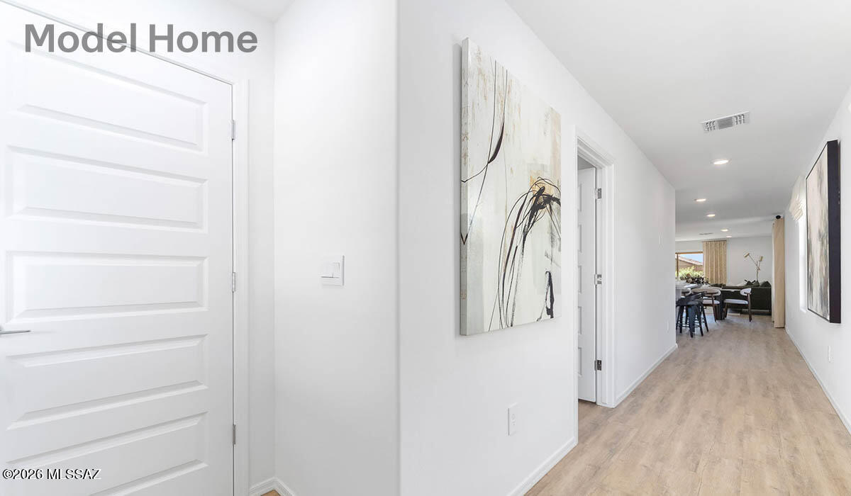 Entranda Del Toro - Residential