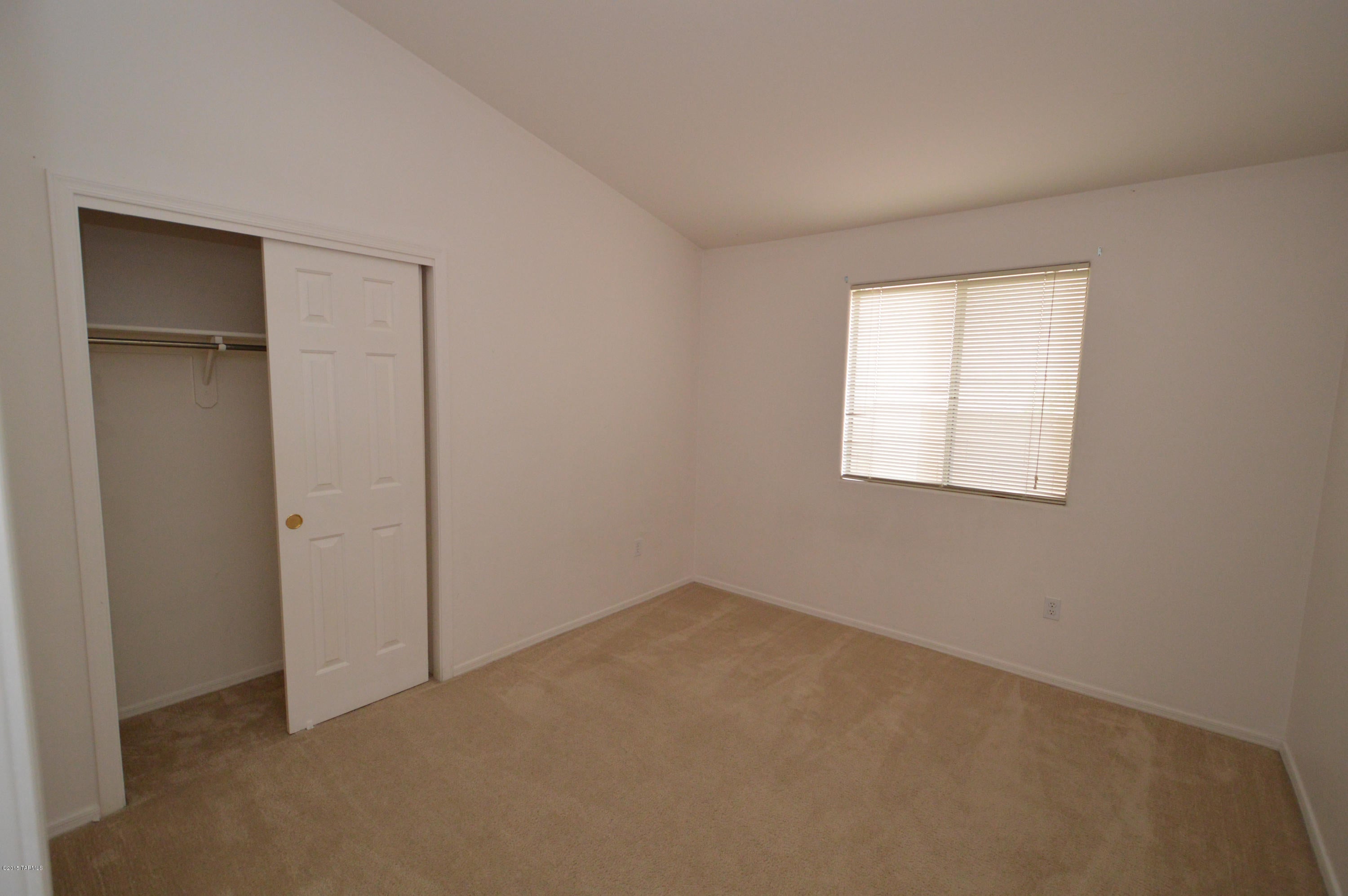 Rancho Del Lago (1-100) - Residential Lease