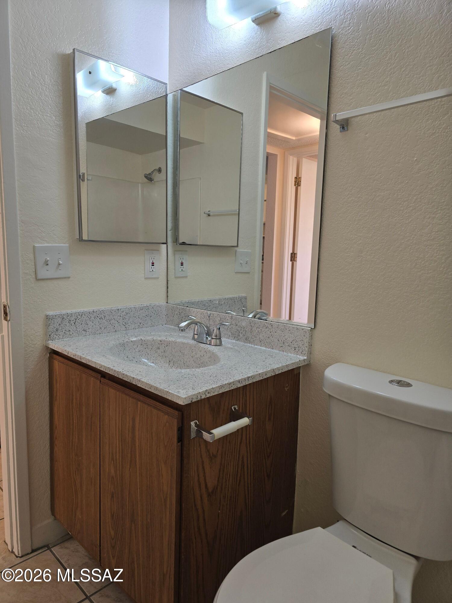 Country Club Park Annex - Residential Lease