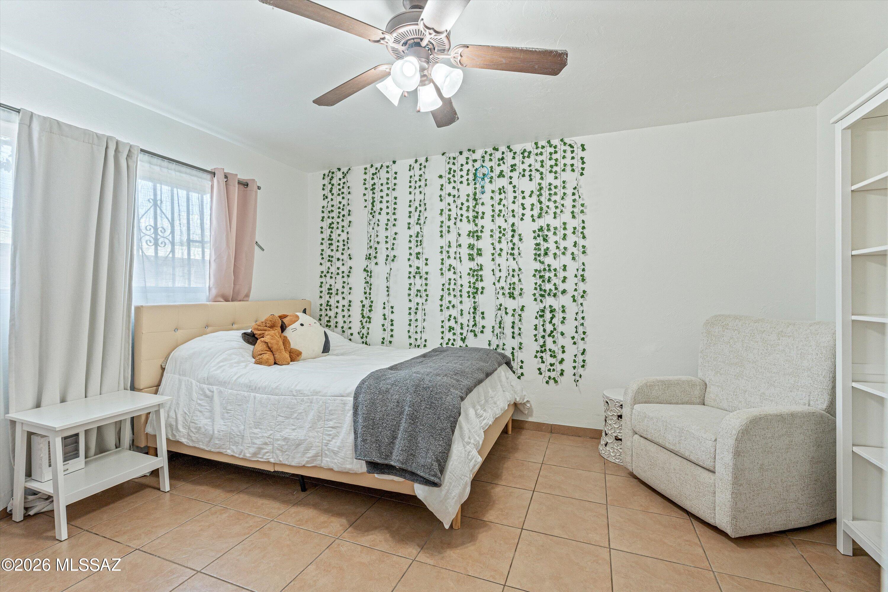 Country Club Heights - Residential