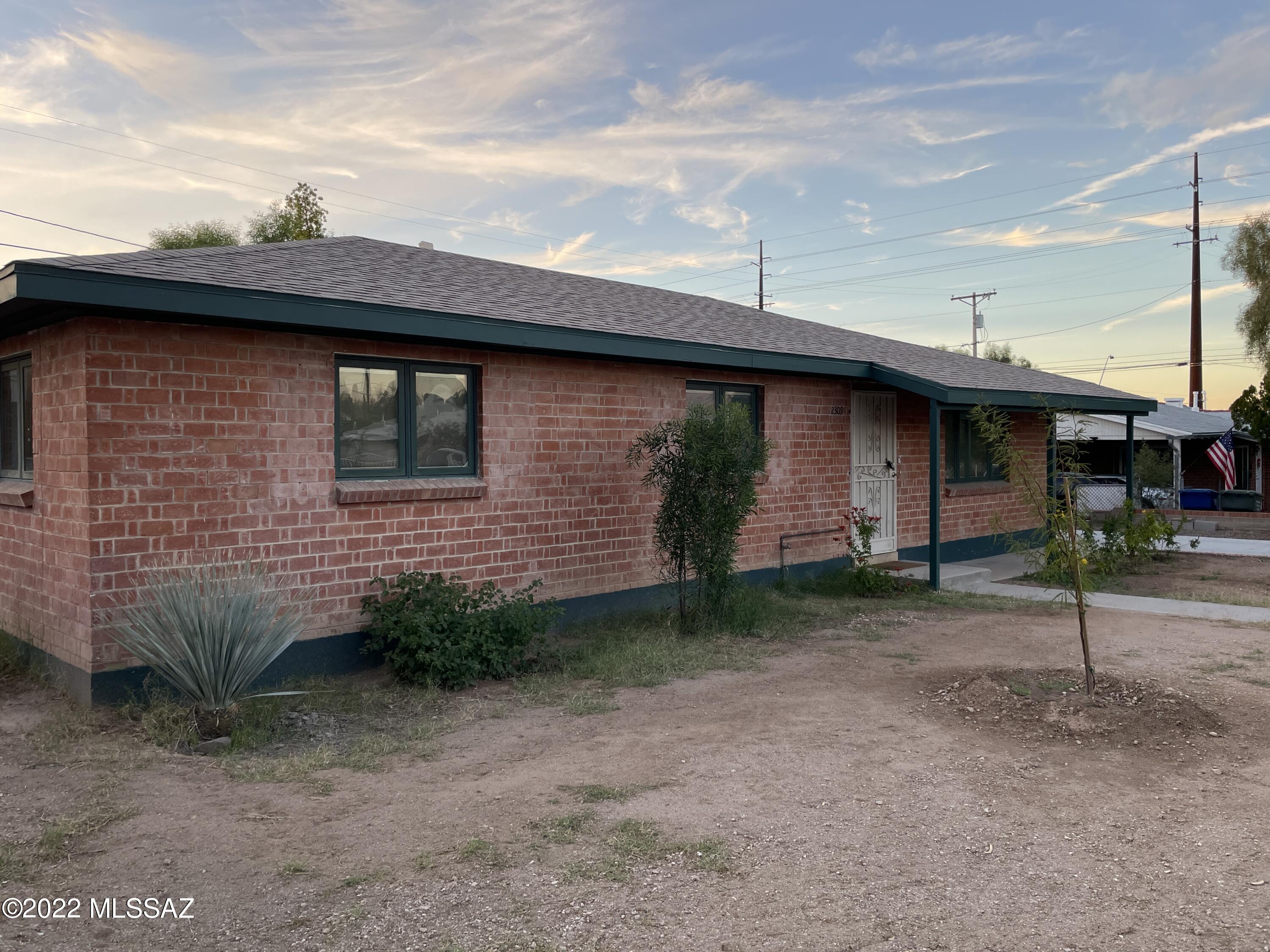 El Cortez Heights - Residential Lease
