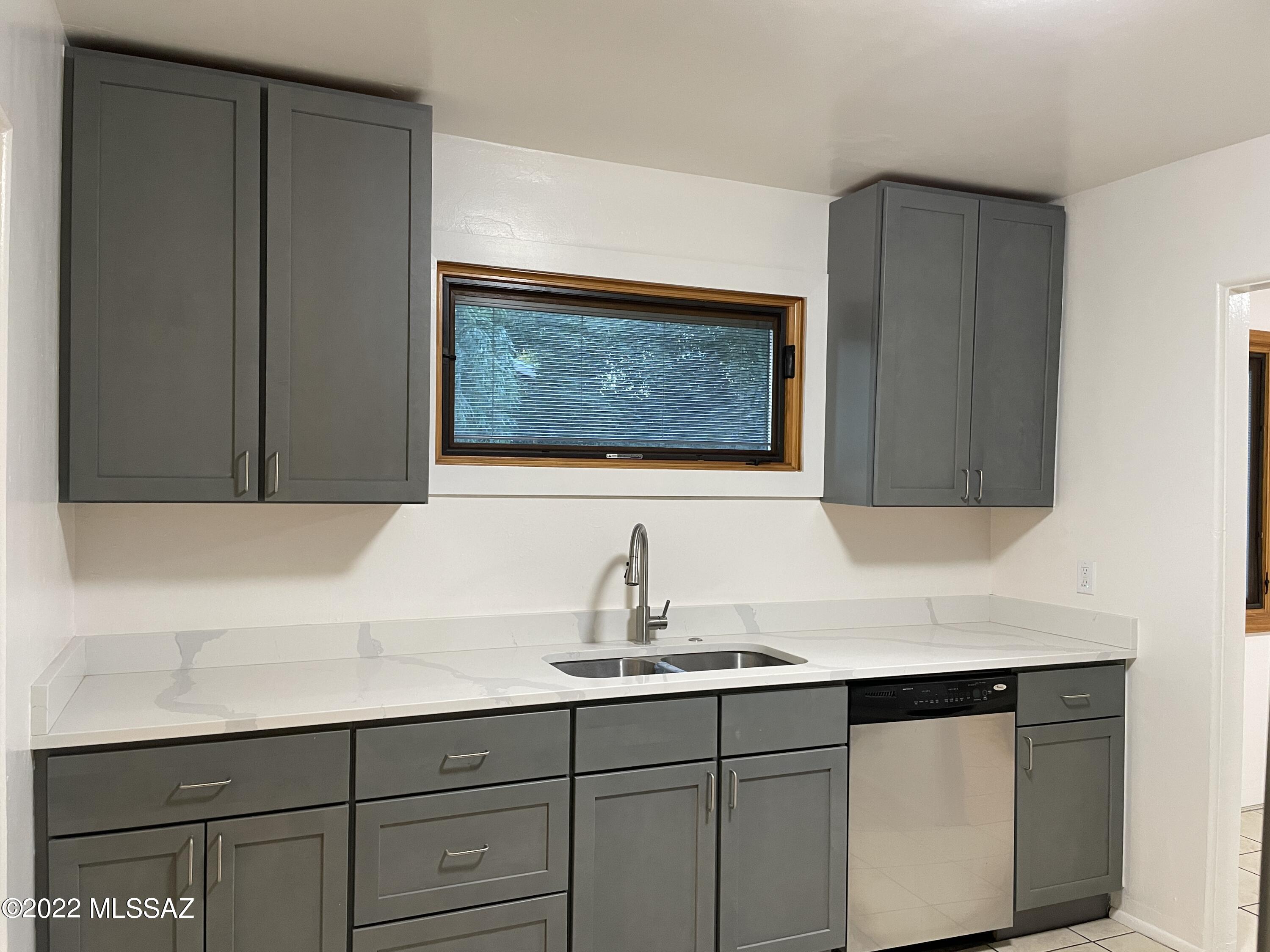 El Cortez Heights - Residential Lease