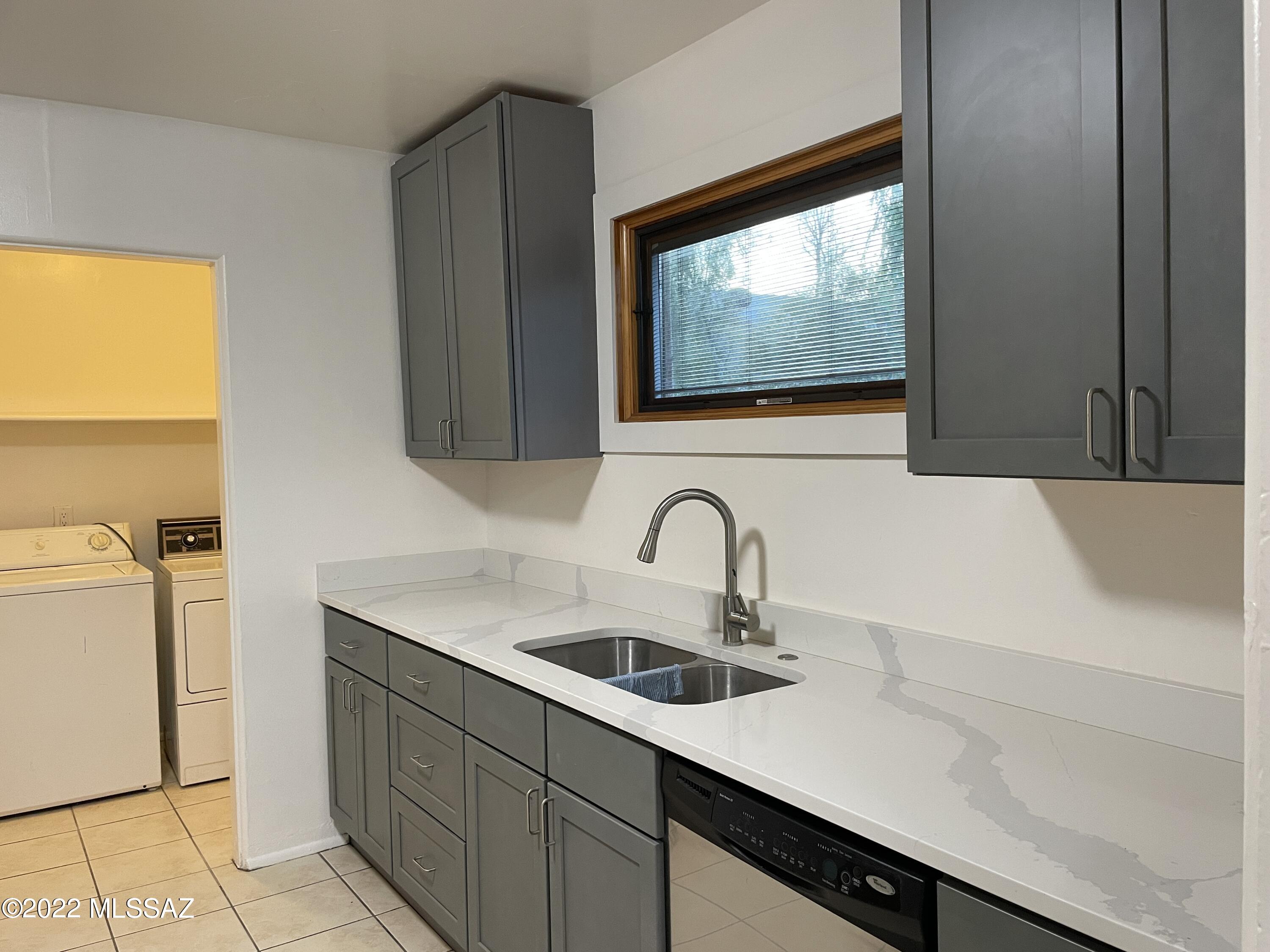 El Cortez Heights - Residential Lease