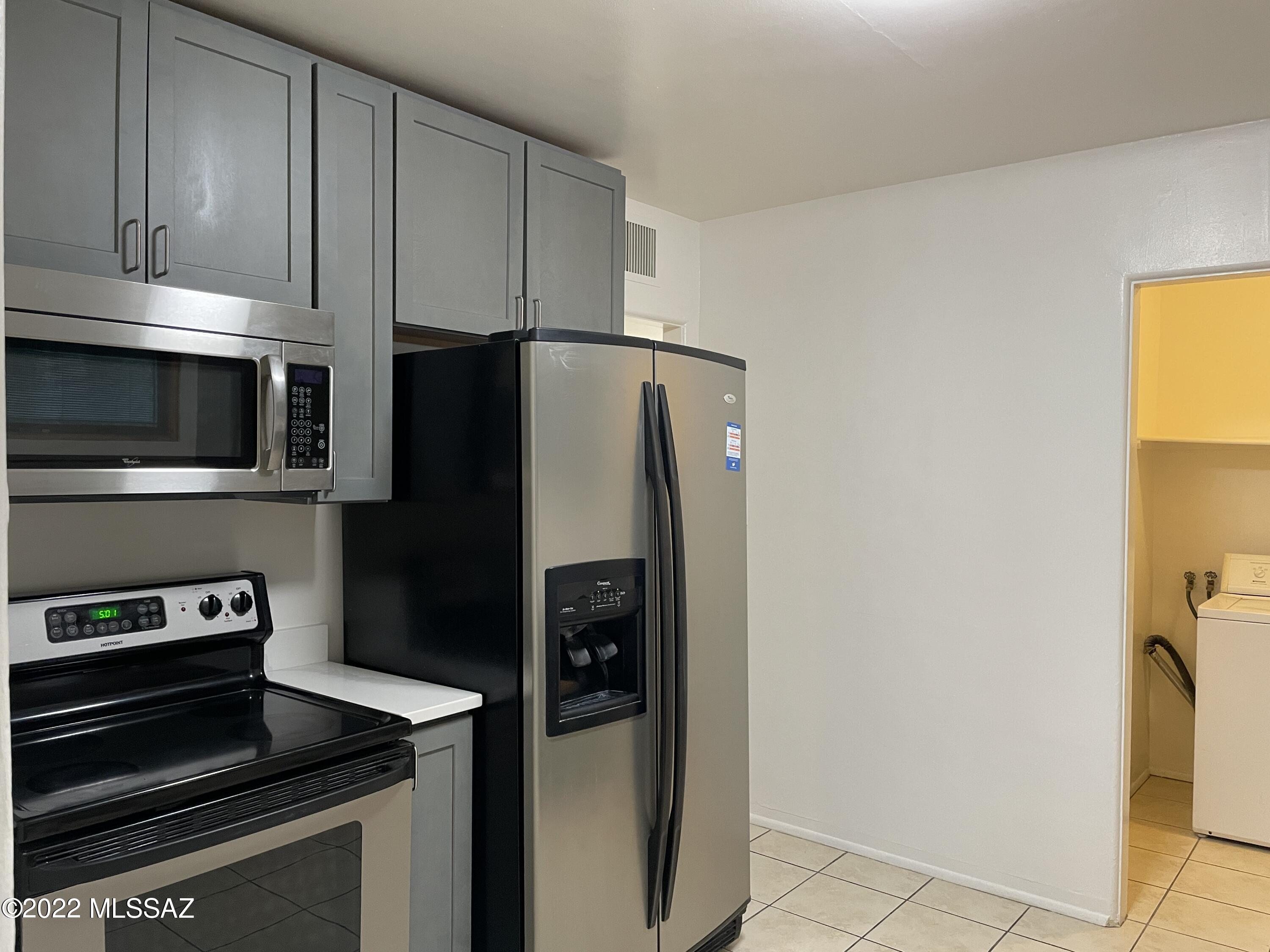 El Cortez Heights - Residential Lease