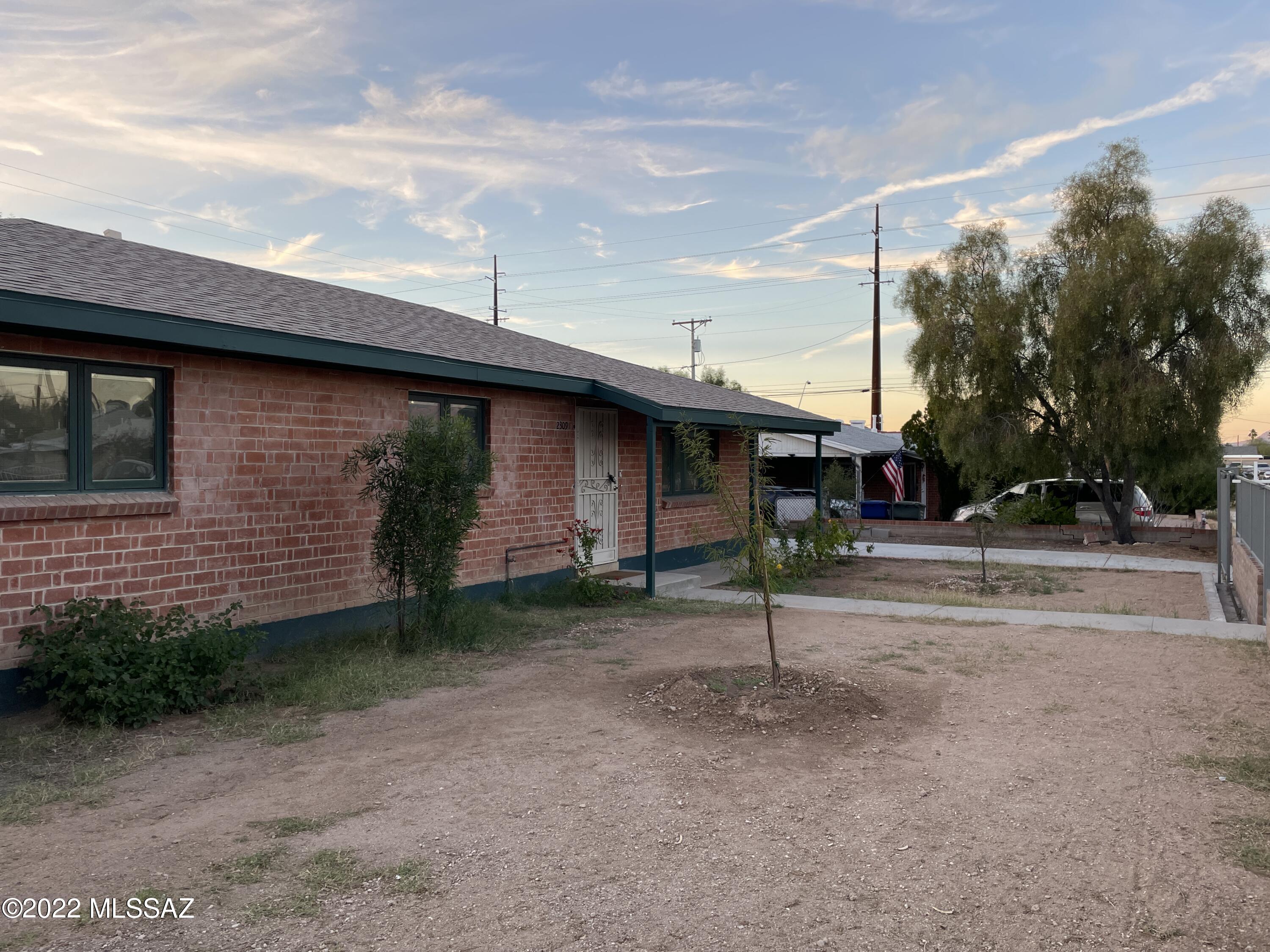 El Cortez Heights - Residential Lease
