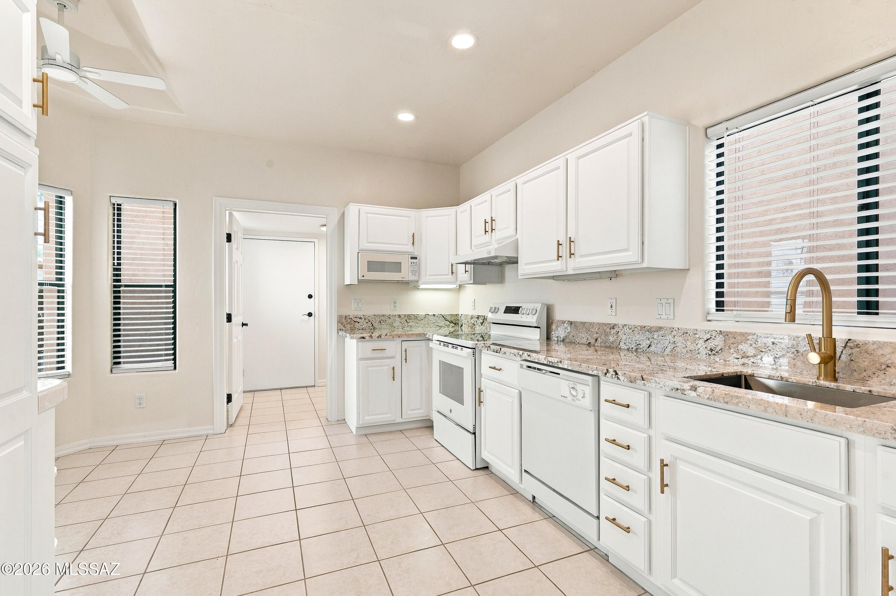 Deer Run At Ventana Canyon (1-23) - Residential