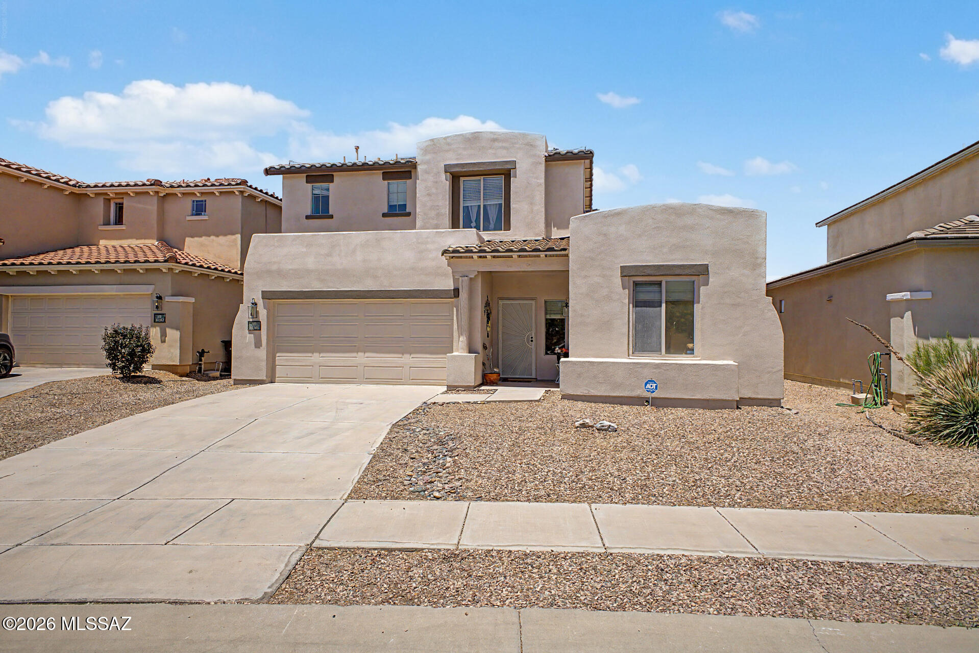 Move-in ready! Sought-after Rancho Sahuarita! This 3-bedroom, 2.75-bath home features 1,576 sq ft, new paint, new carpet, and a versatile layout with two primary bedrooms upstairs. Enjoy resort-style community amenities including pools, parks, walking trails, fitness center, clubhouse, and more. Ideally located close to shopping, restaurants, and schools.