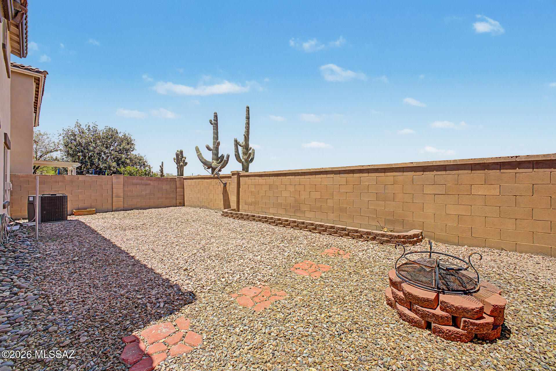 Presidio De Cancion (1-200) - Residential